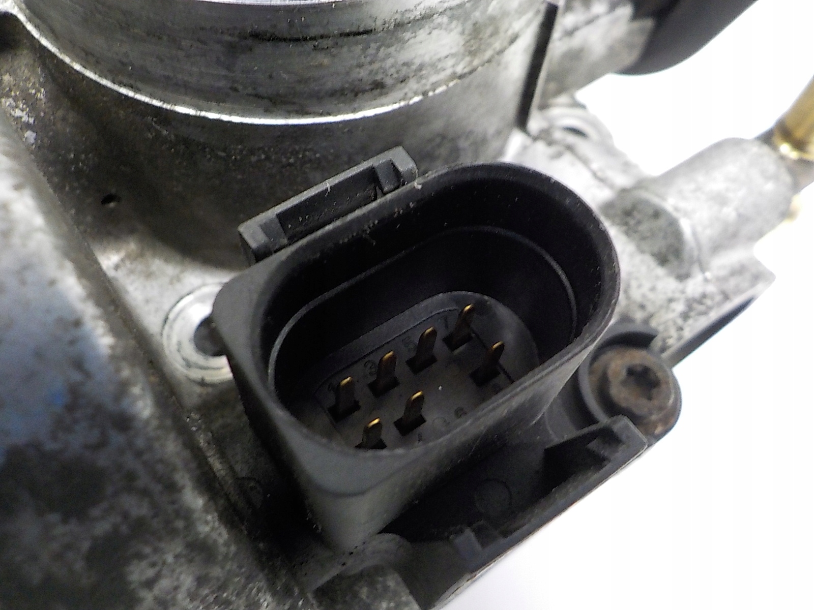 VOLKSWAGEN GOLF IV 2.0B Valvola a farfalla 06A133064H 408237111017