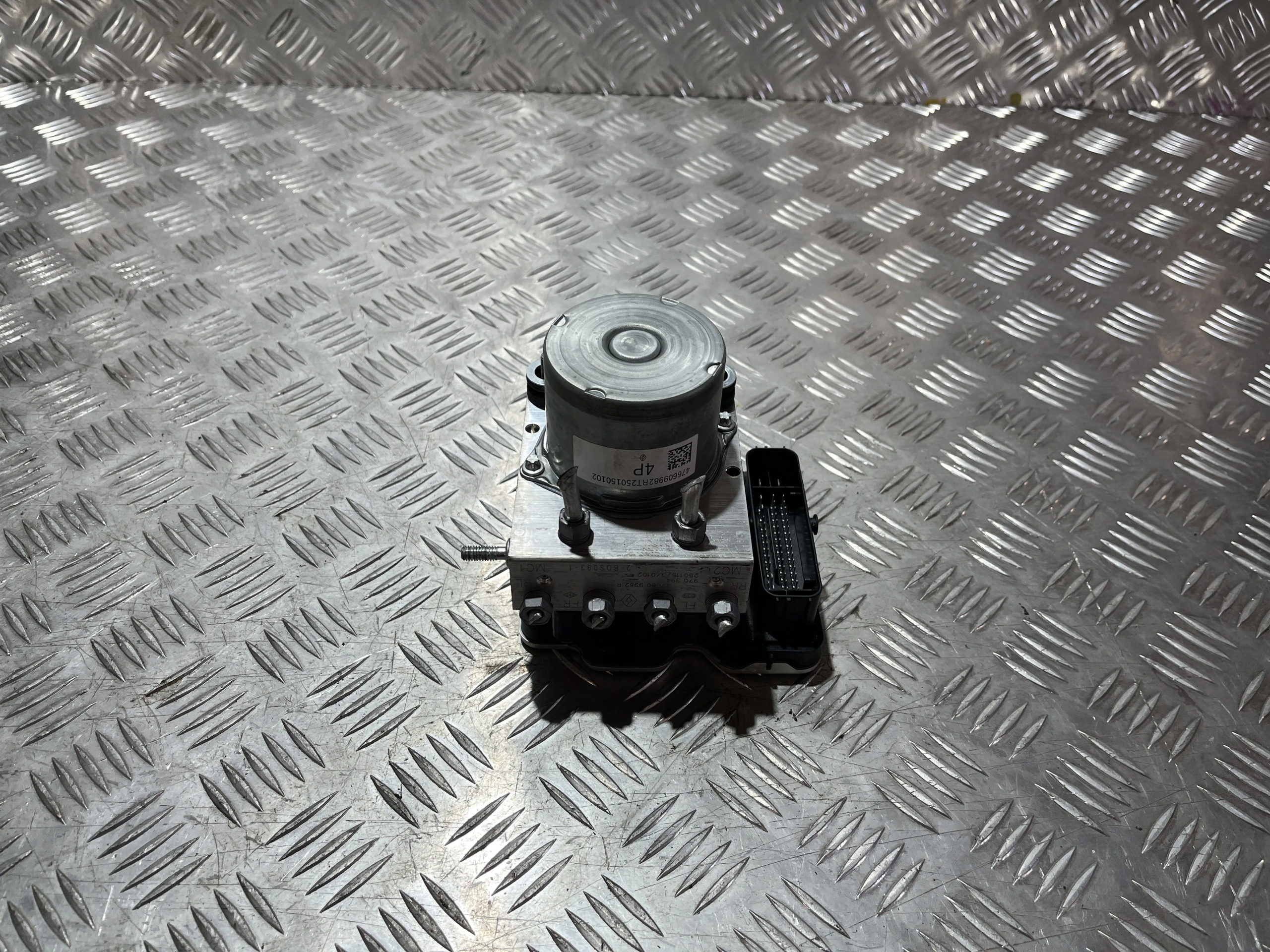 насос ABS renault SYMBIOZ 24- 1.6 E-TECH