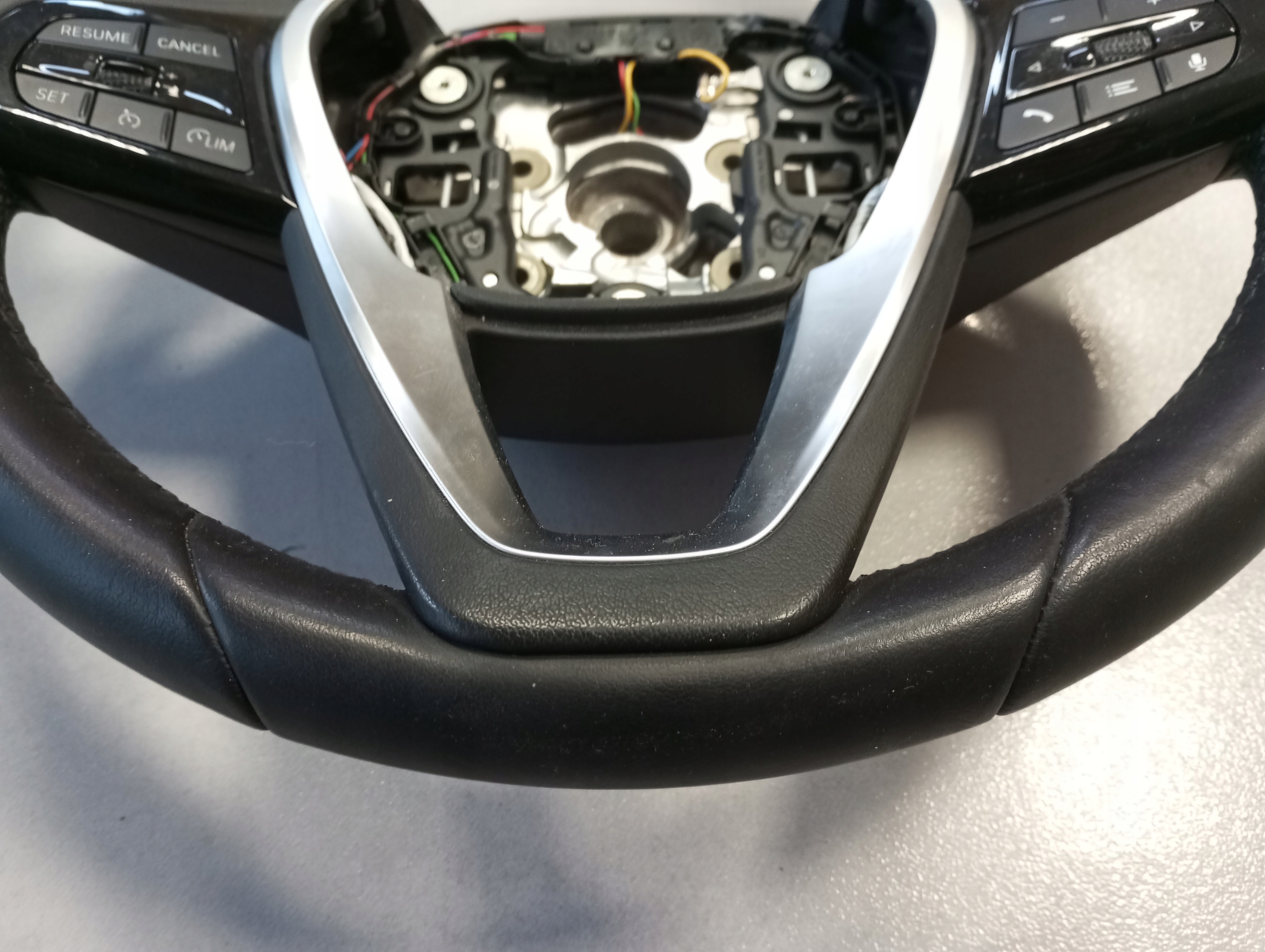 Volant BMW G30 G31 23R