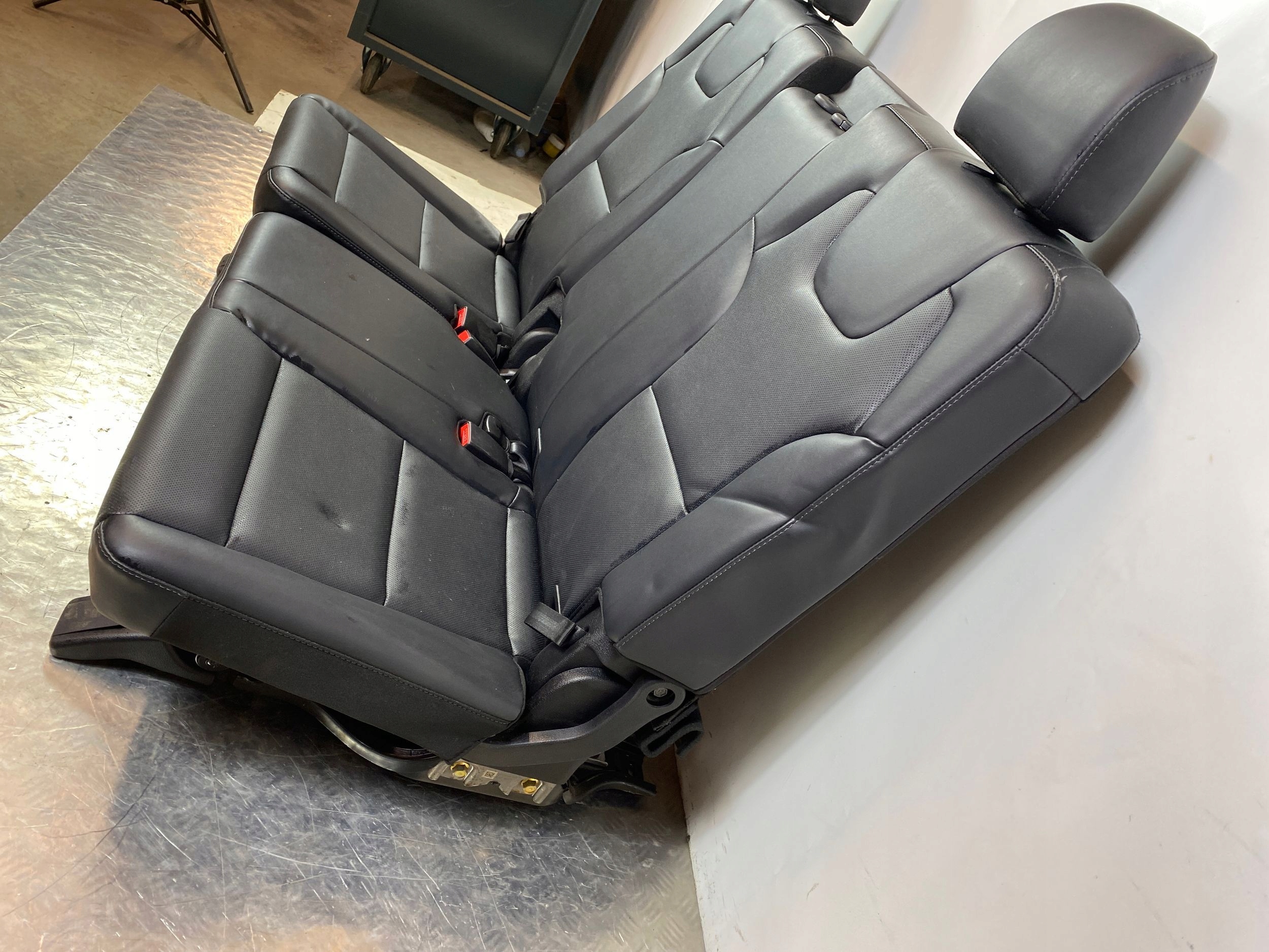 2022 kia TELLURIDE кресла третьей