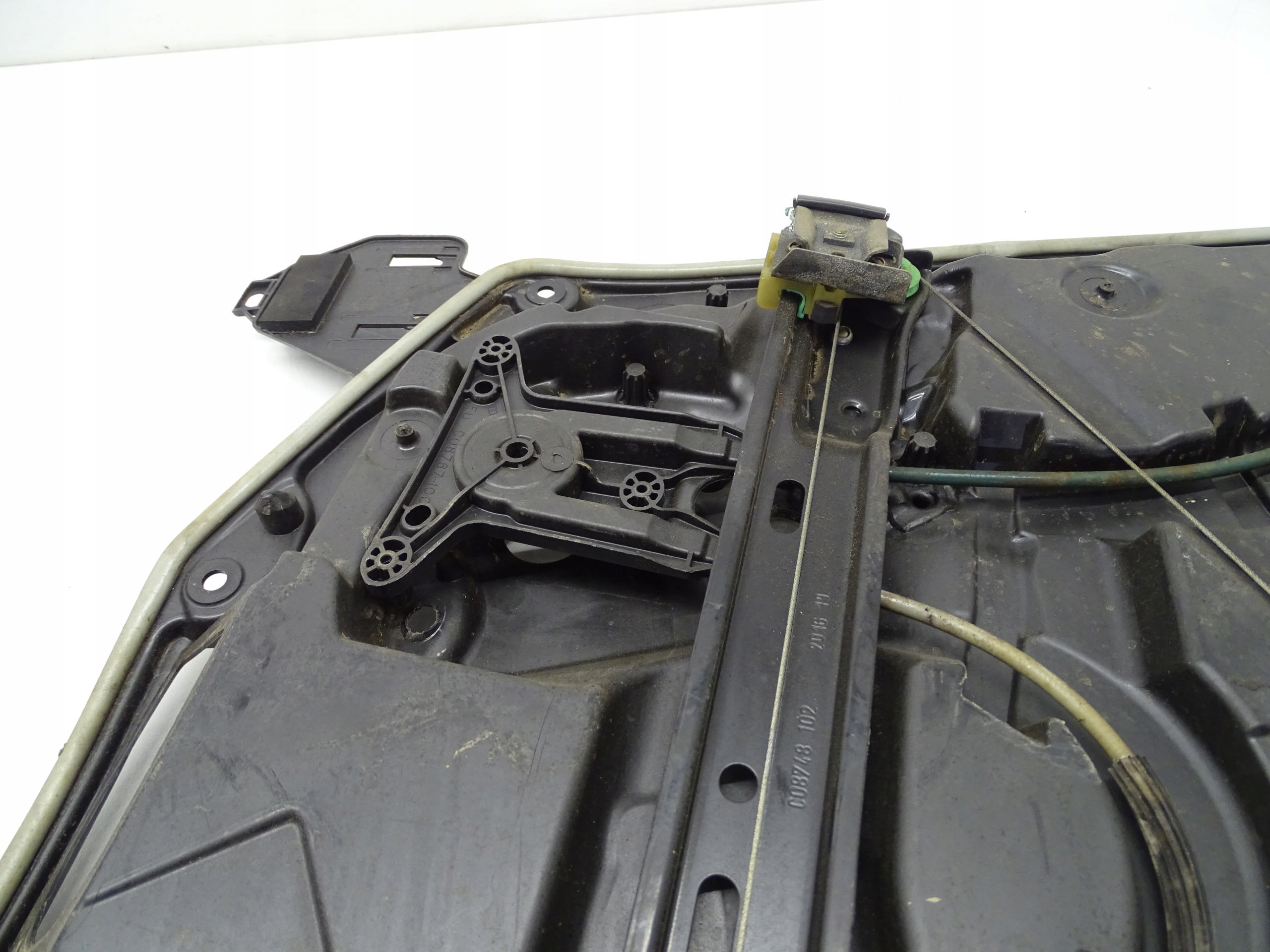 window regulator left front left front MERCEDES W205 A2057226100