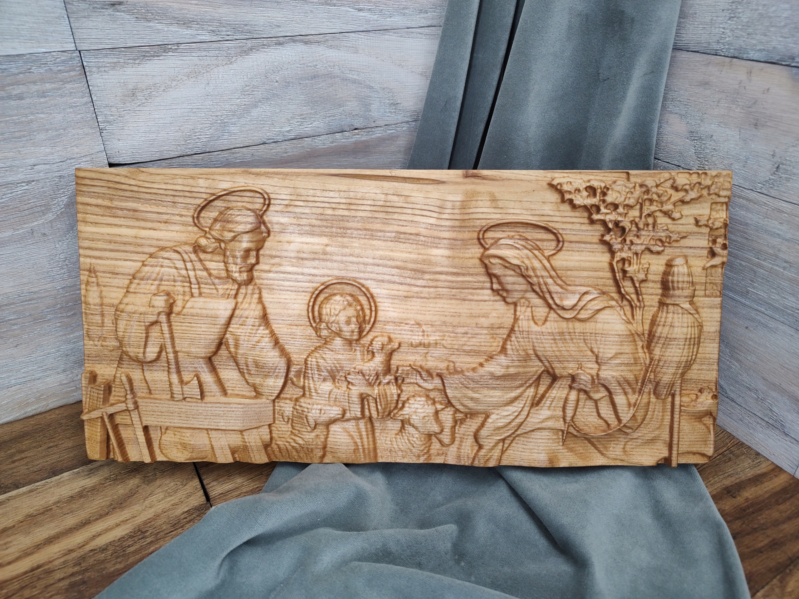 Dřevěná socha Svatá rodina VI 40 cm