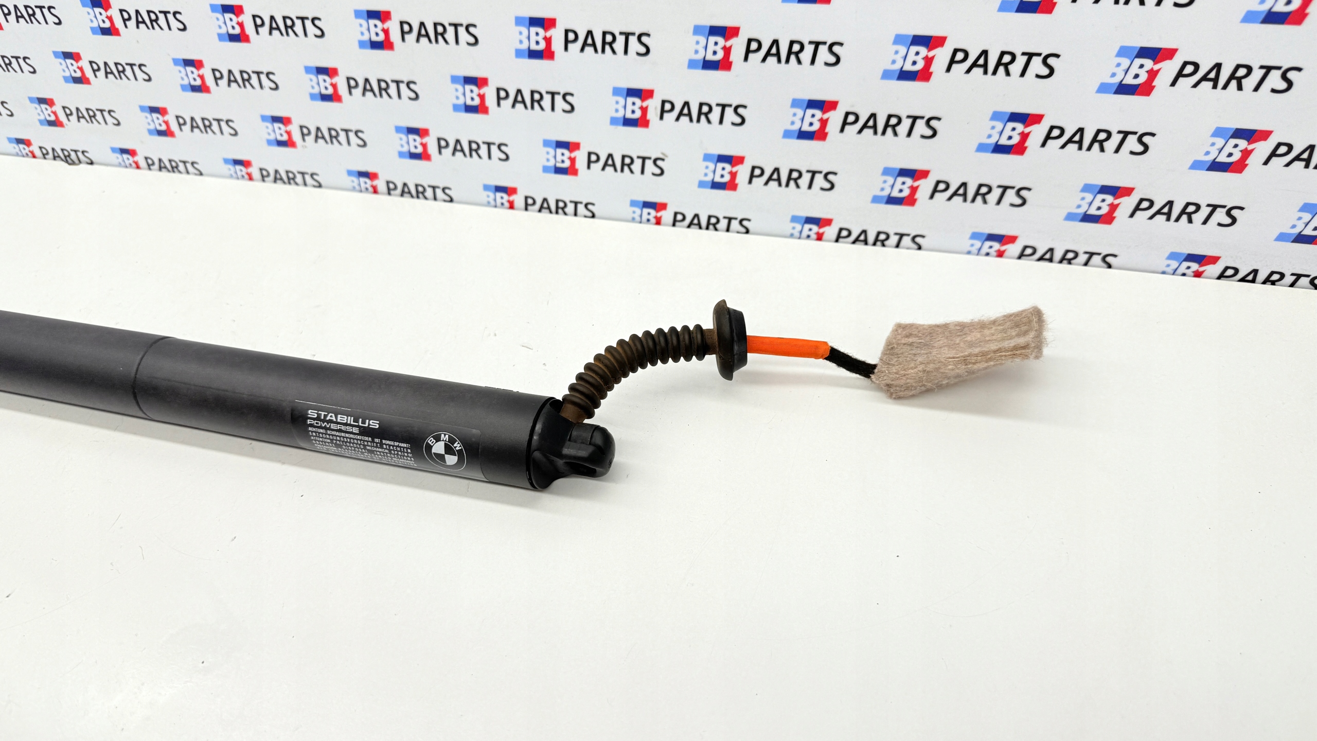 BMW F48 X1 damper bonnet boot rear part 9482962