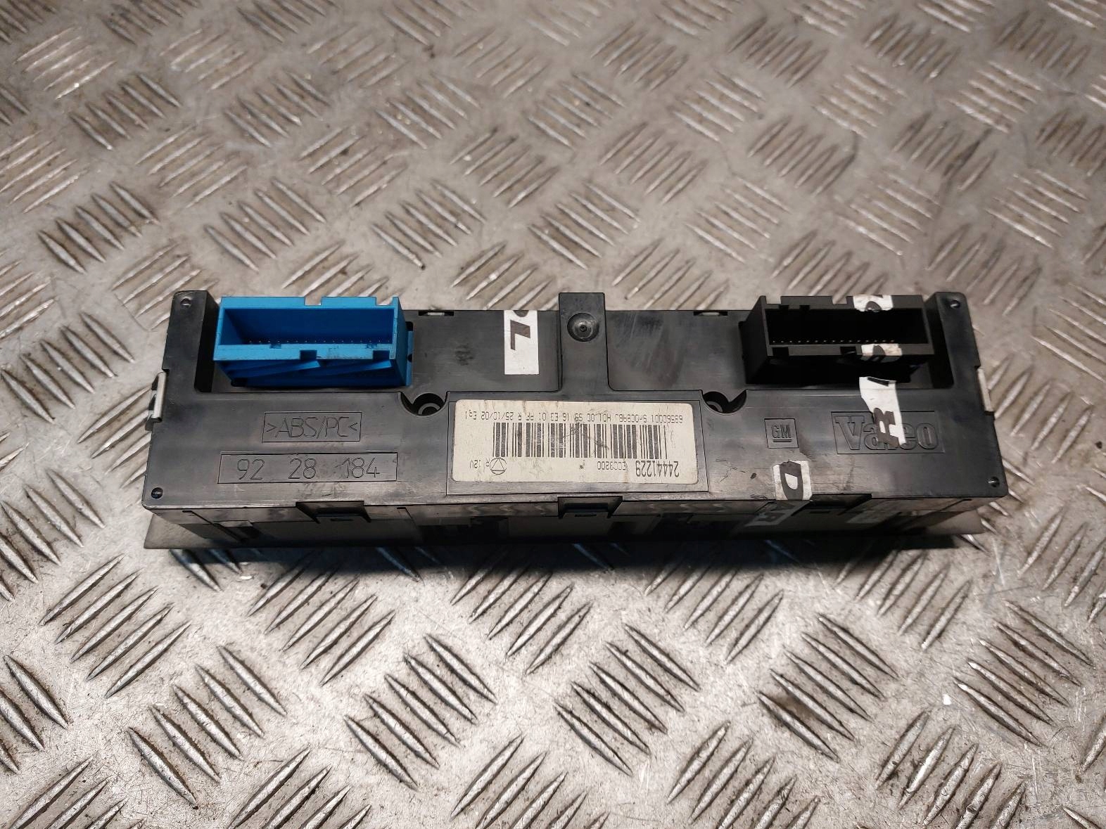 PANEL rešetka ventilacije OPEL VECTRA C 24441229