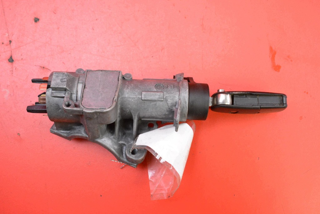 ignition key 4B0906851C AUDI A4 B6 2.0 20V 130 KM 00-05