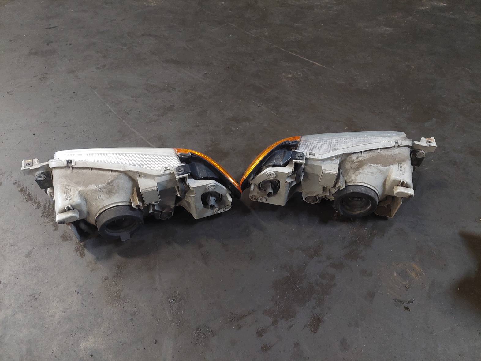 complete front bonnet bumper light fender MAZDA PROTEGE BJ sedan 4F
