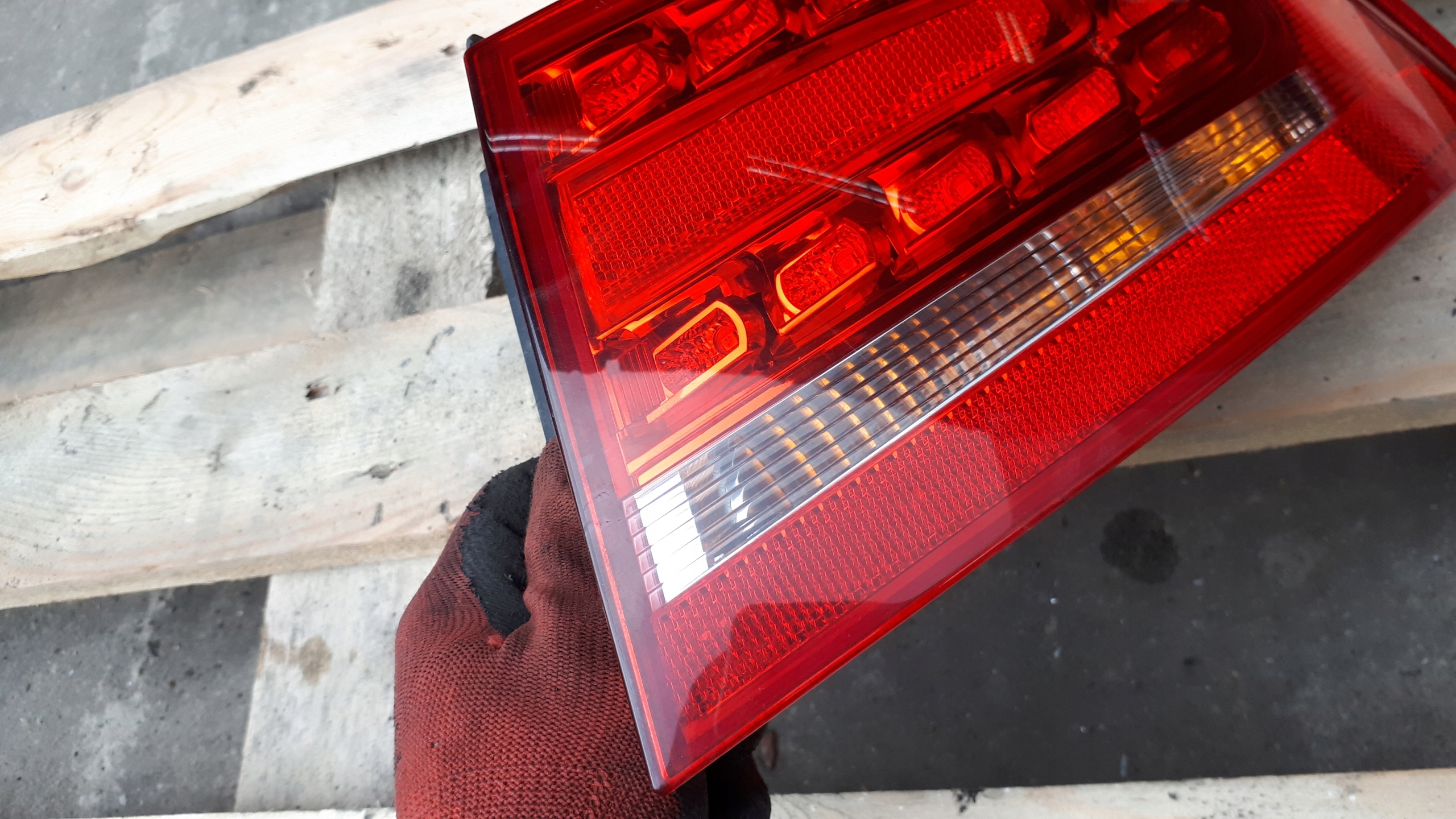 S4 B8 A4 light right right rear part LED fender sedan
