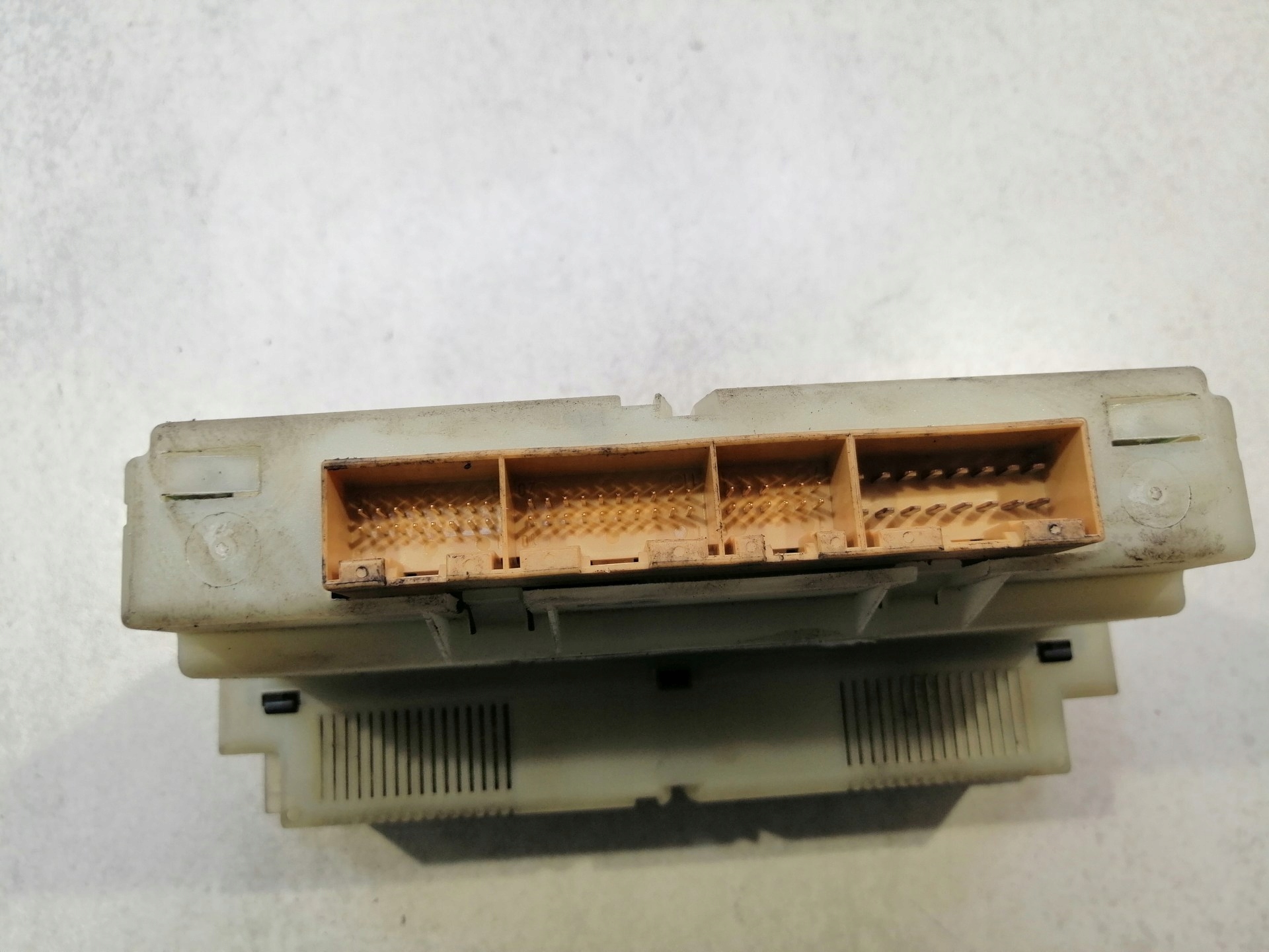 PANEL klimatizaci VW PASSAT B5 1.8 5HB00761702