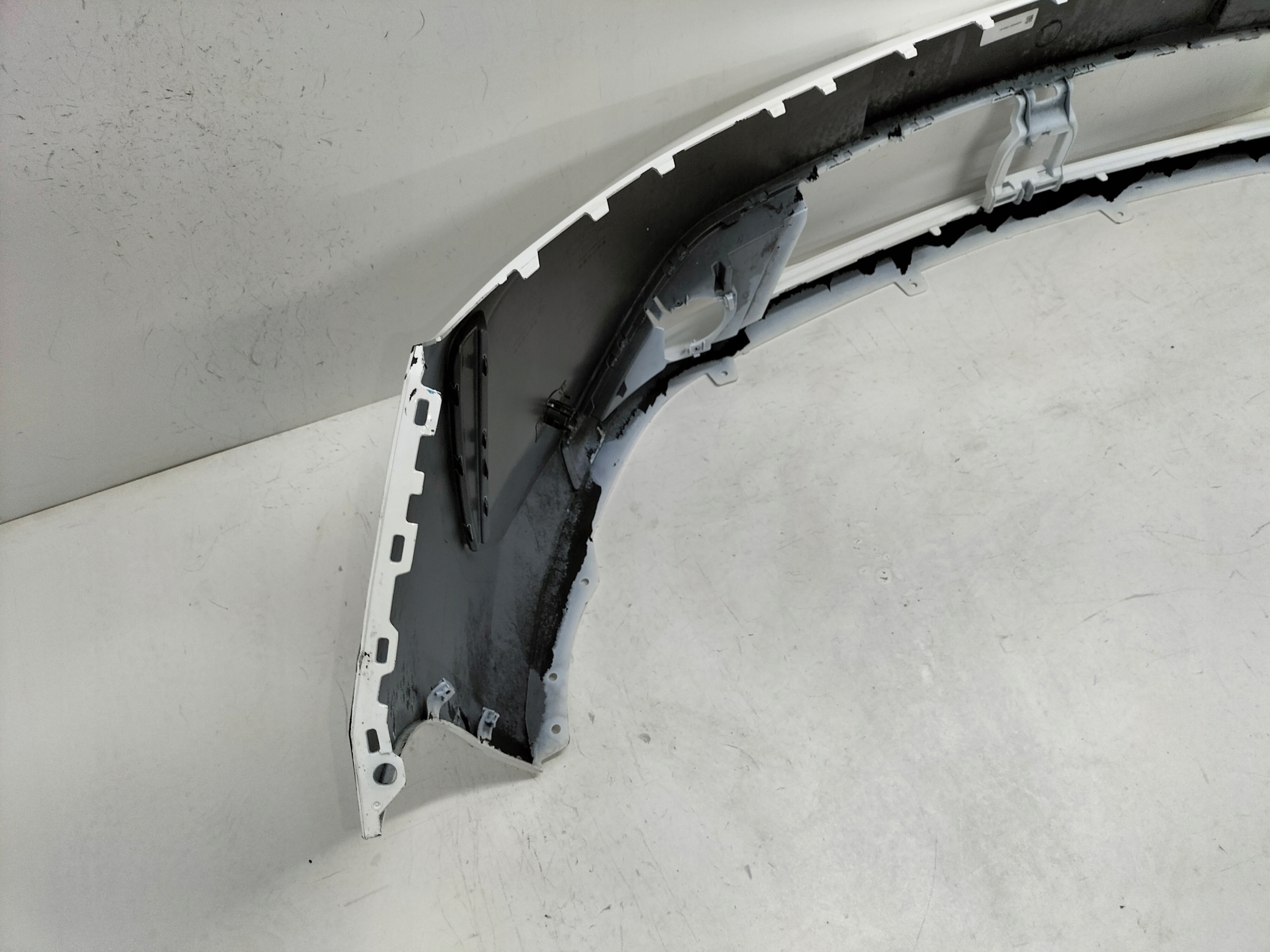front bumper front OPEL ASTRA VI L 22