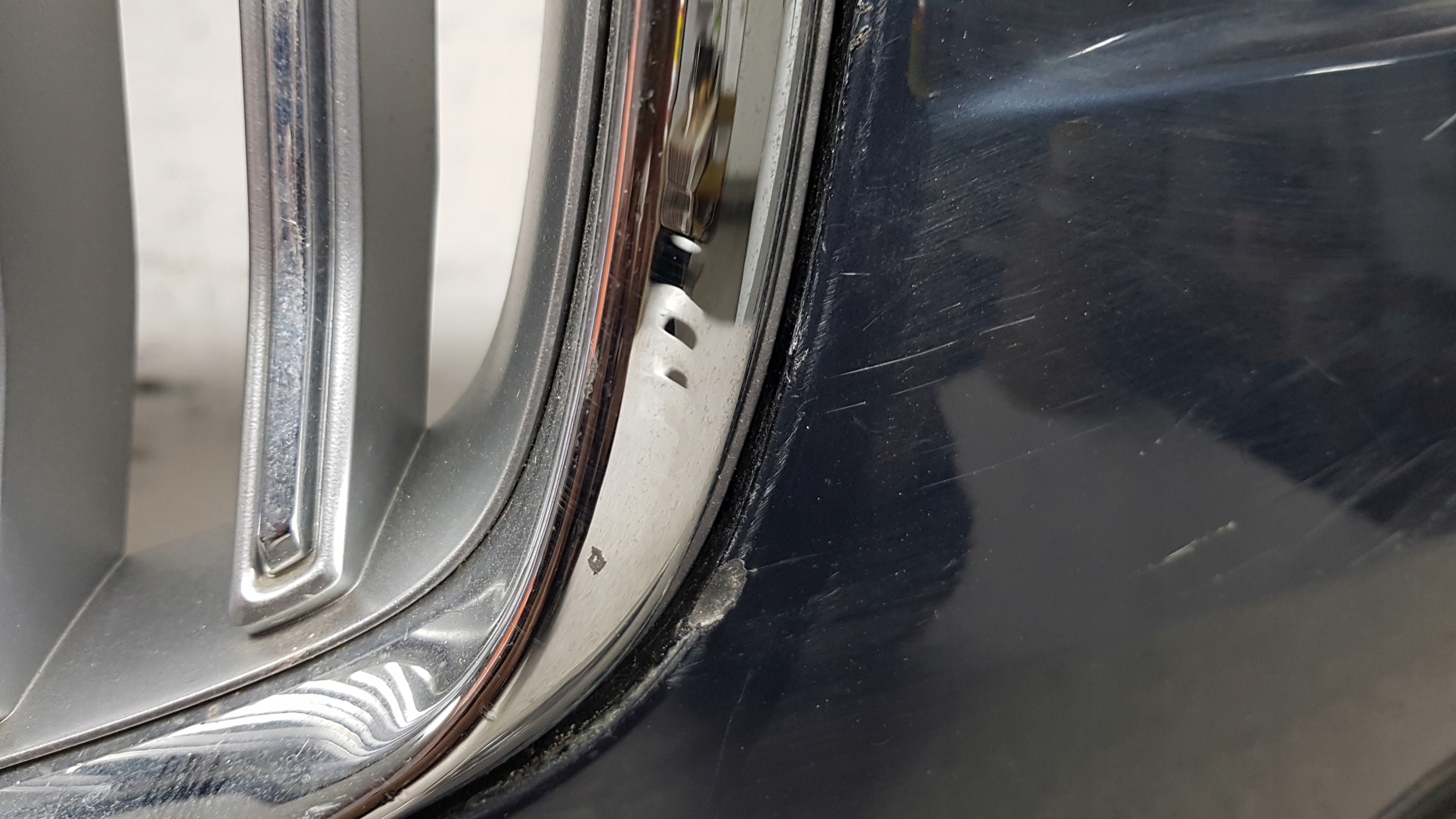 VOLVO V90 S90 2016 - nárazník předek 8635