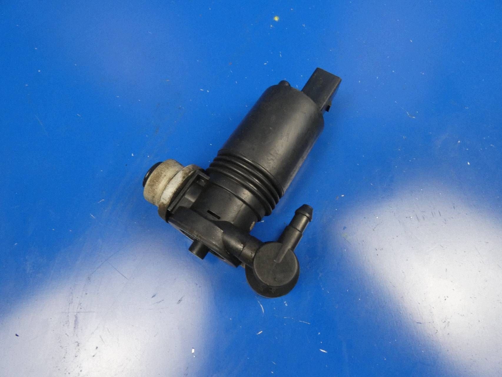 VOLVO XC90 II XC60 V90 V60 S60 III pump washers