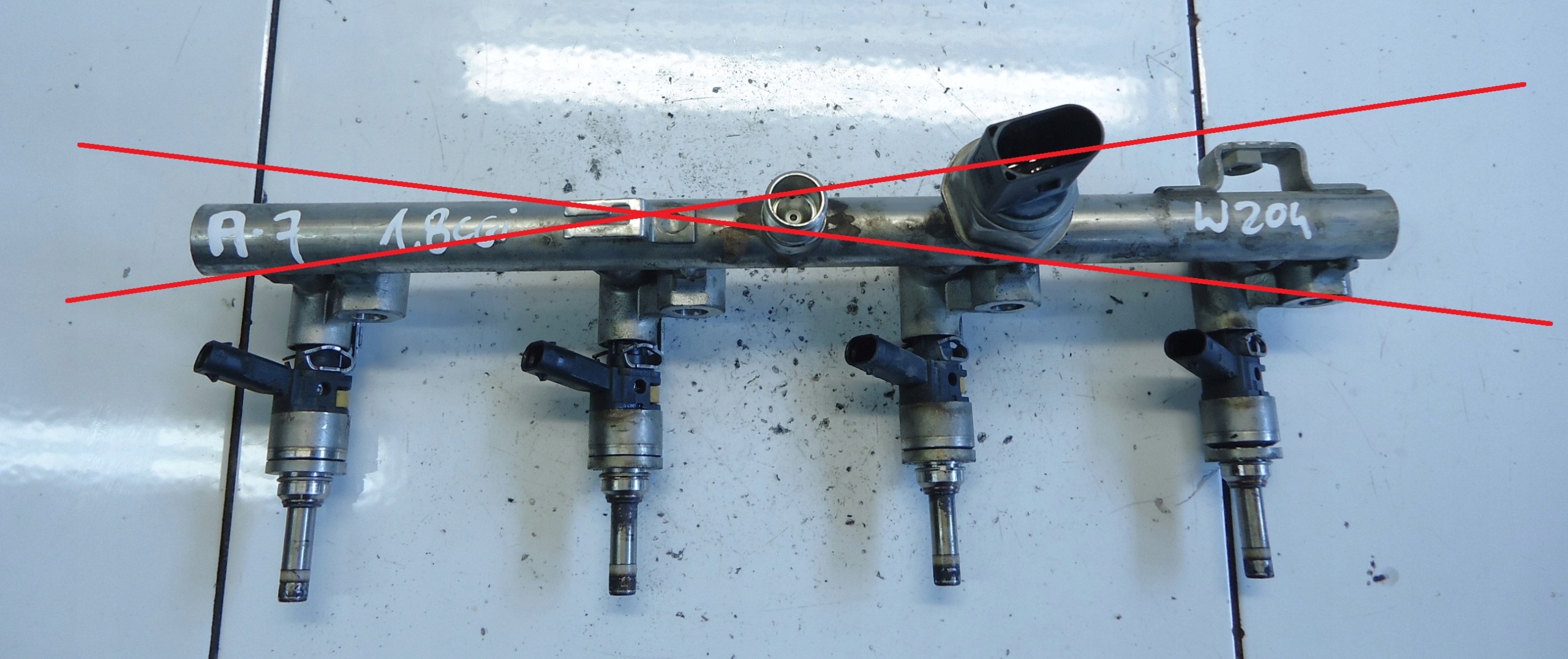 MERCEDES C W204 1.8CGI nozzle injector A2710781123