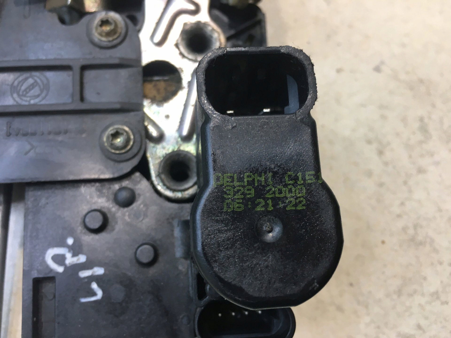 lock door left front ALFA ROMEO 156