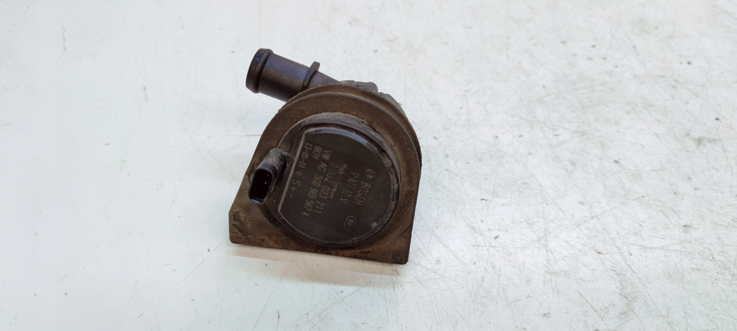 zusätzliche Wasserpumpe Sensor AUDI A4 B8 A5 A6 C7 A7 5G0965567A