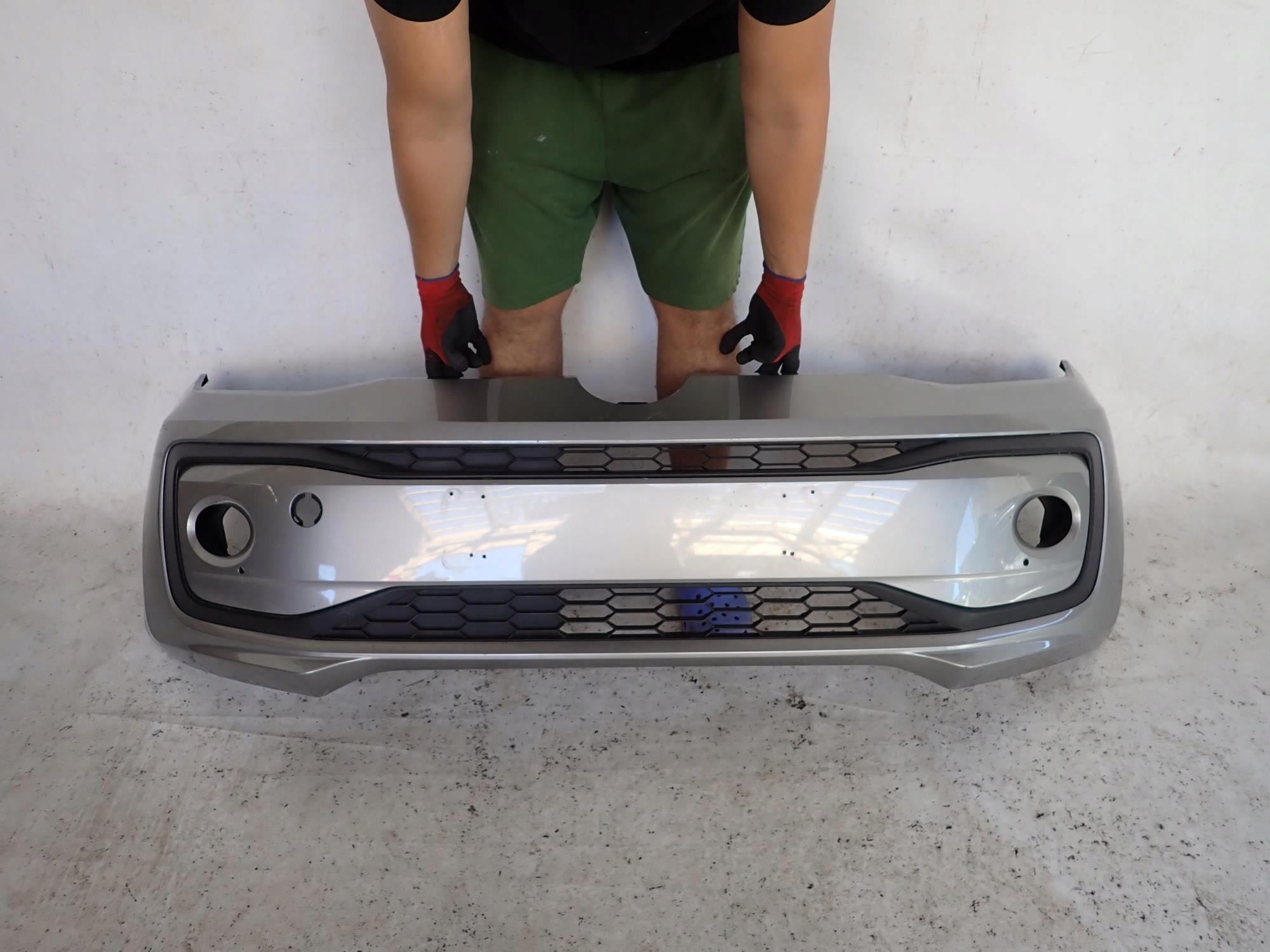 VW UP LIFT 16-23 bumper front front