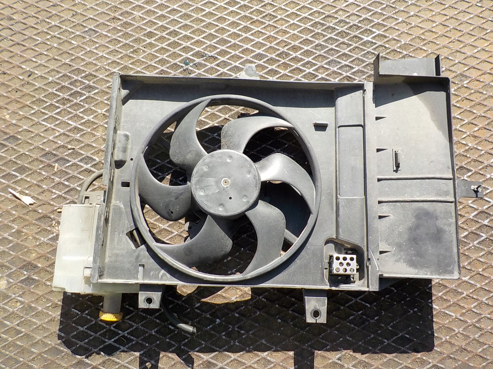 NISSAN NOTE II 1.6 16V B ORG fan module radiator 21480AX800