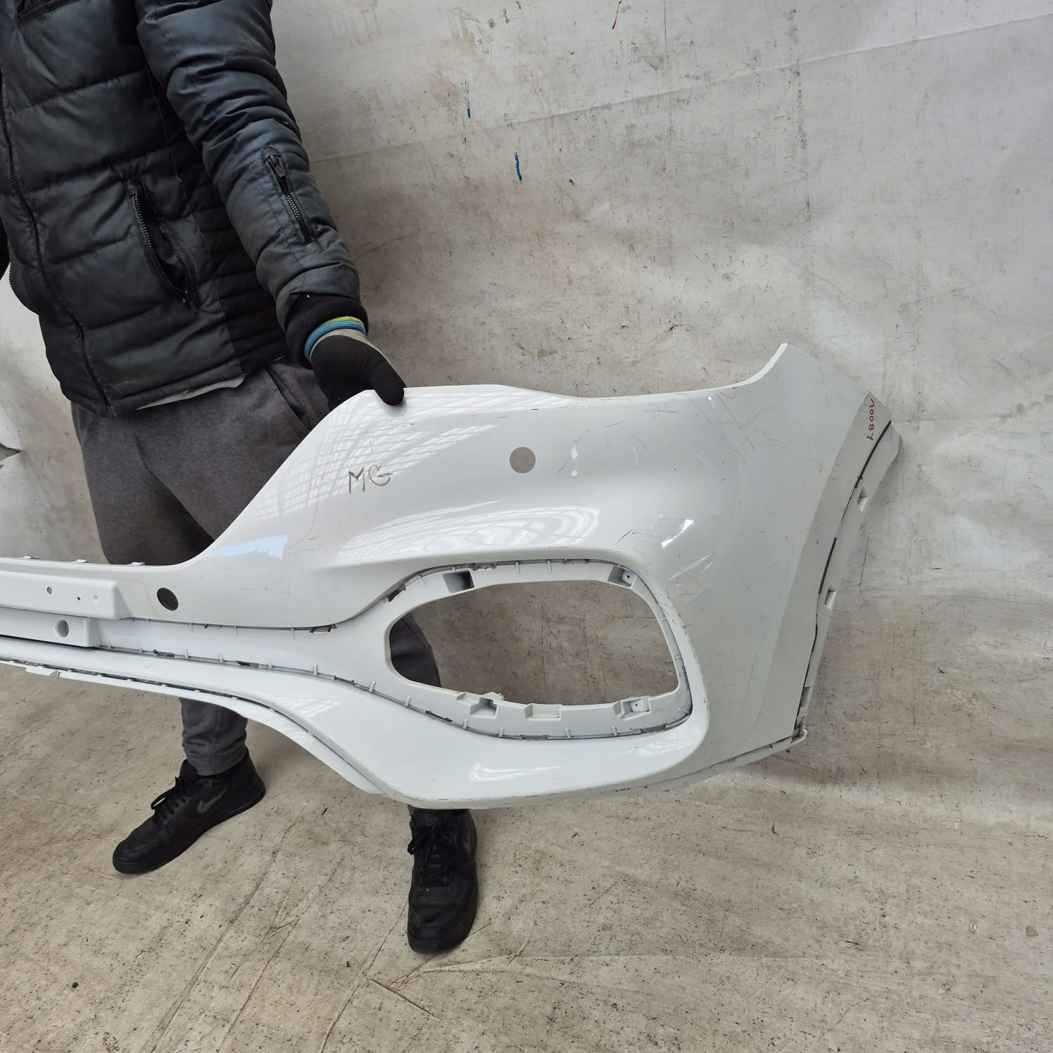 MG HS 18- bumper front front PDC P10021135