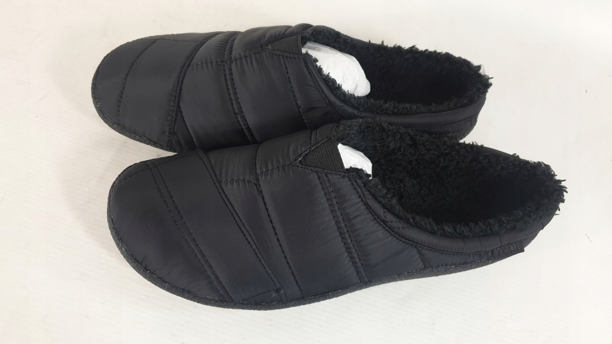 toms Pánské Zateplené Pantofle R 40,5