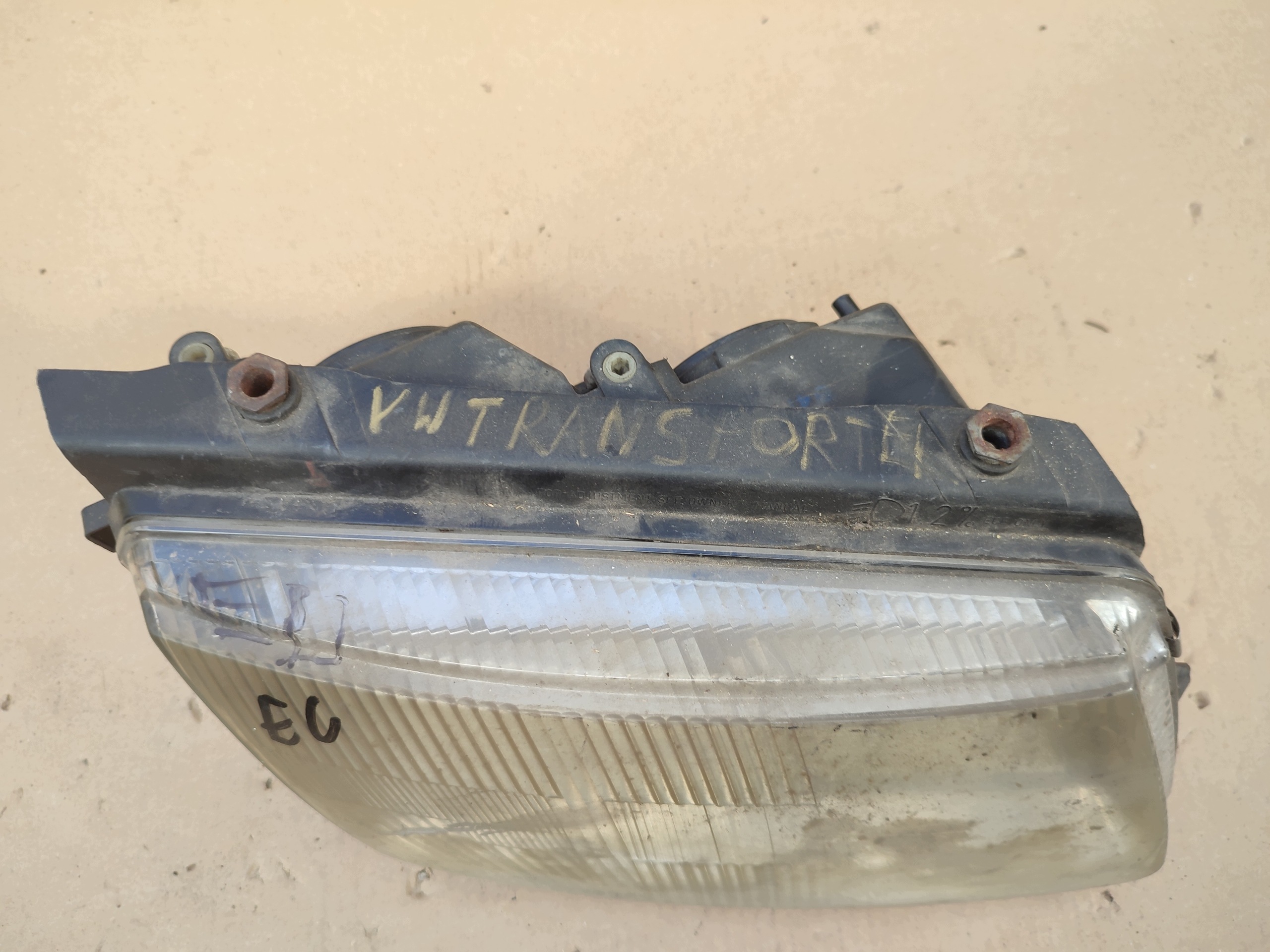 REFLEKTOR right light right front VOLKSWAGEN TRANSPORTER T4