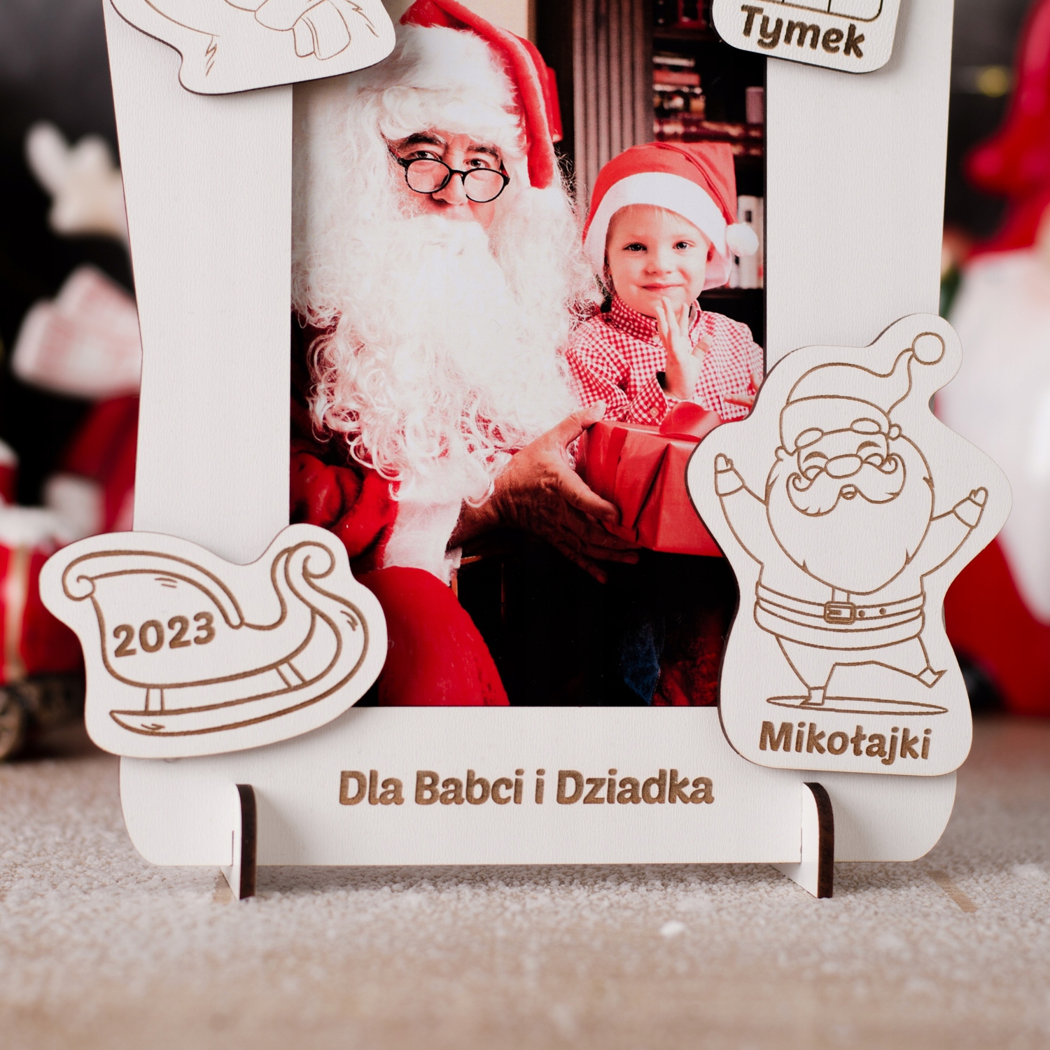RAMKA NA ZDJĘCIE ŚWIĄTECZNA Z IMIENIEM PREZENT ŚWIĘTA MIKOŁAJ Szerokość produktu 21 cm