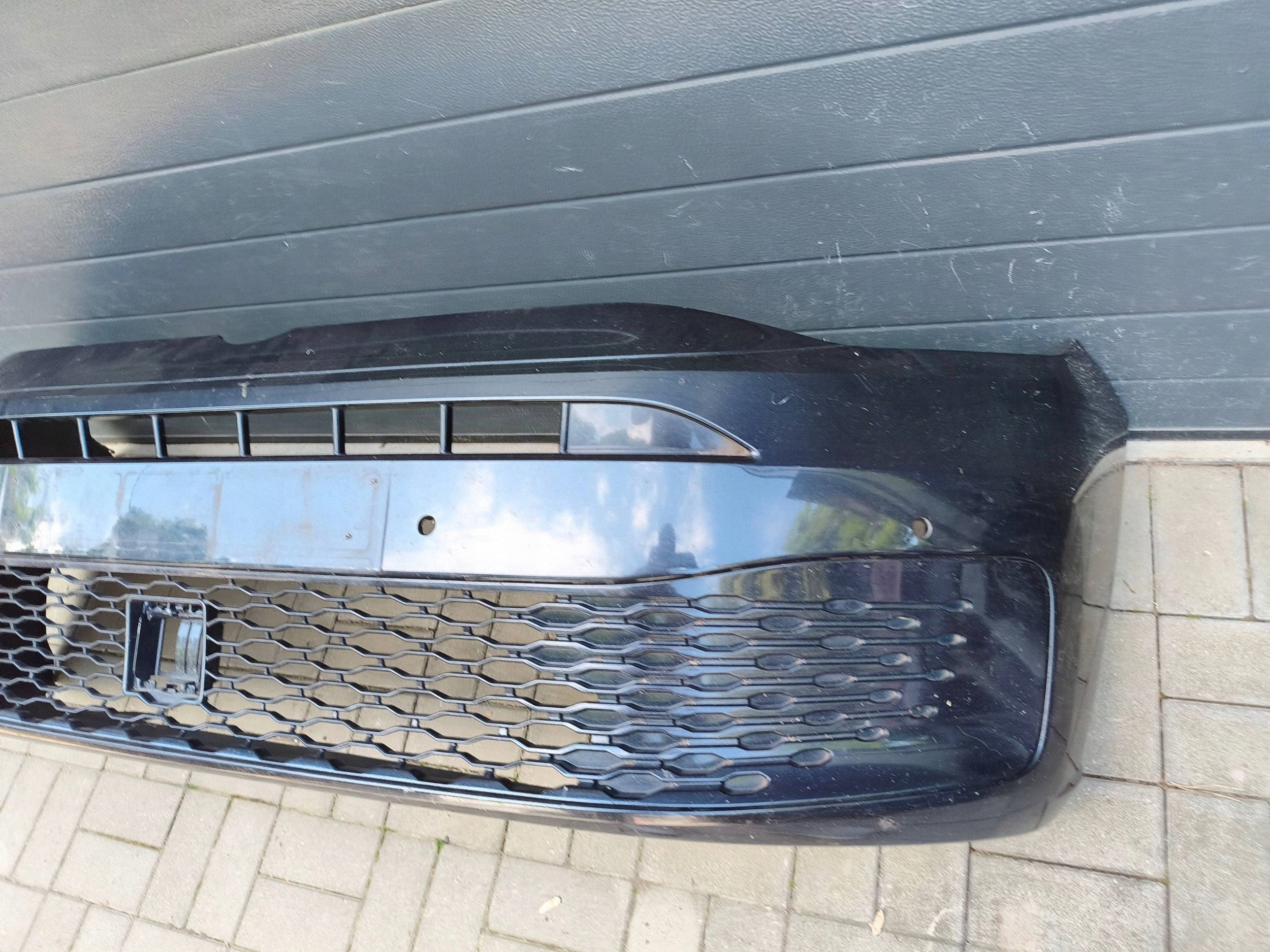 Vw Caddy 2k7 20- nárazník předek přední