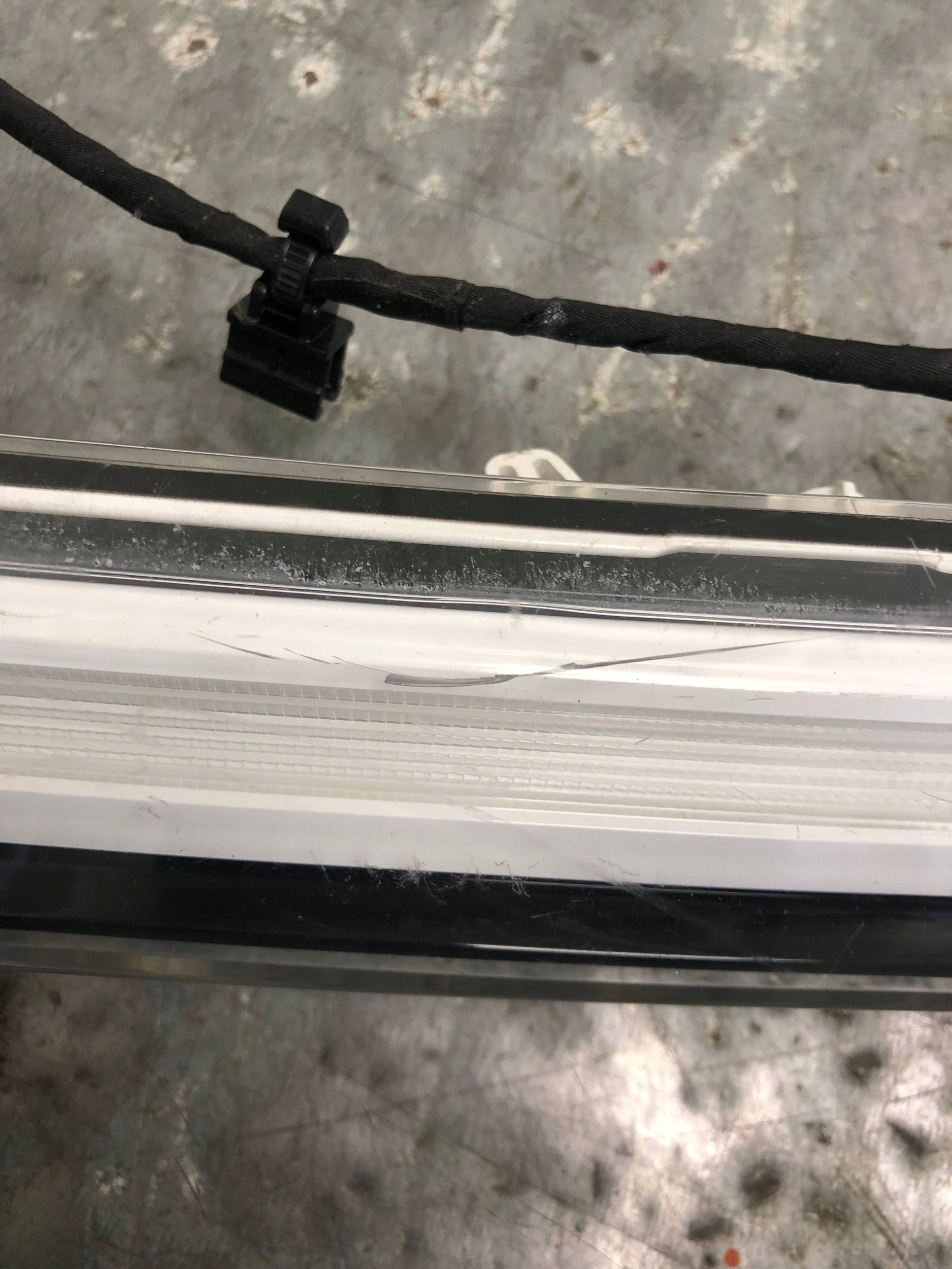 light LED DRL left front VW ID7 ID.7 14A971014