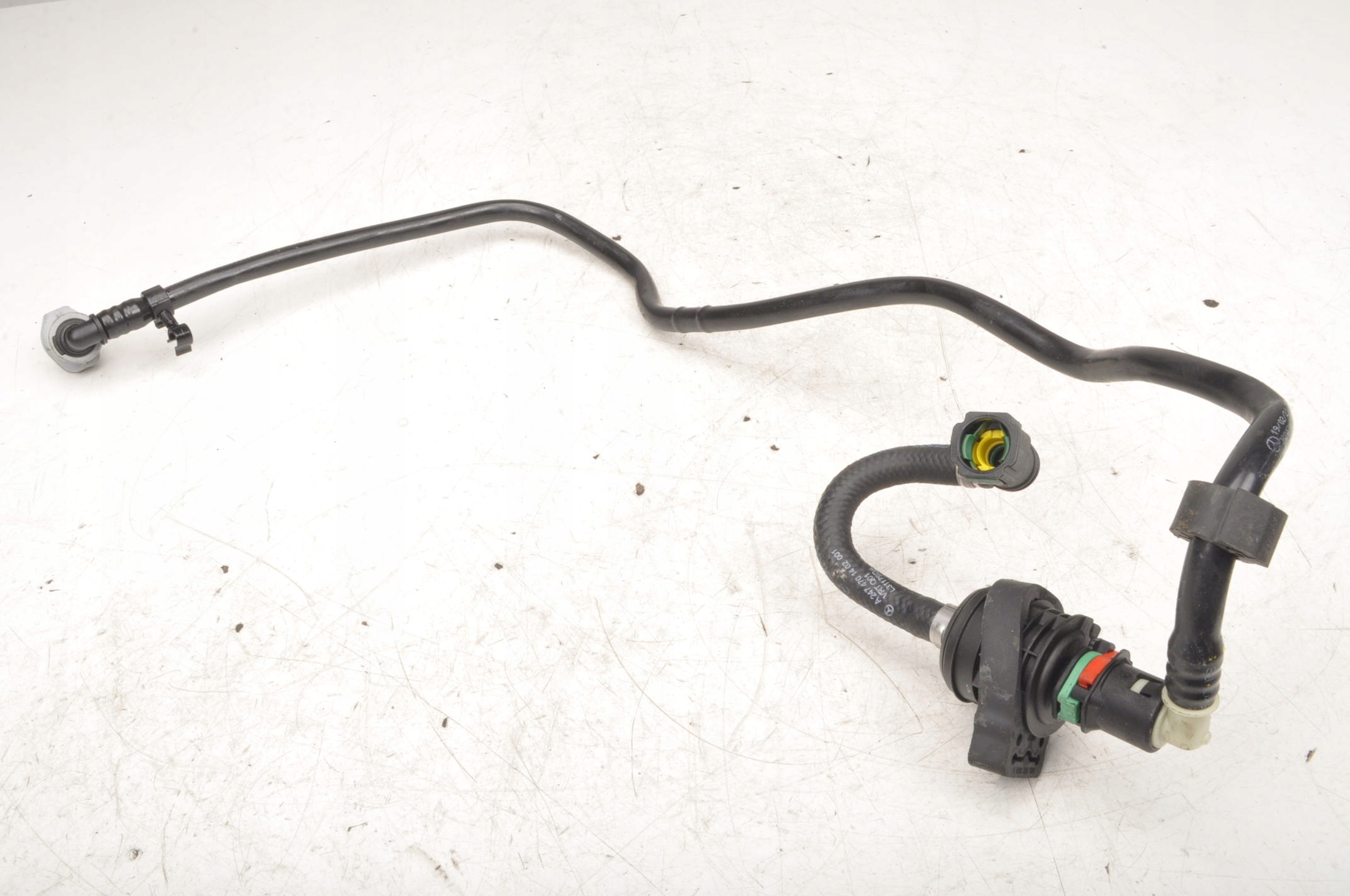 MERCEDES A W177 2.0 вакуумный клапан A0004703800