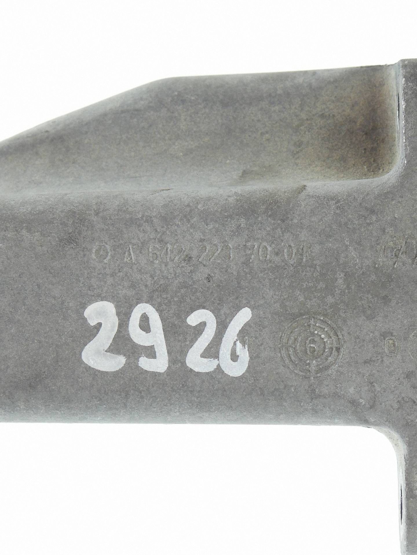 držiak motora MERCEDES W213 W253 GLC A6422237004