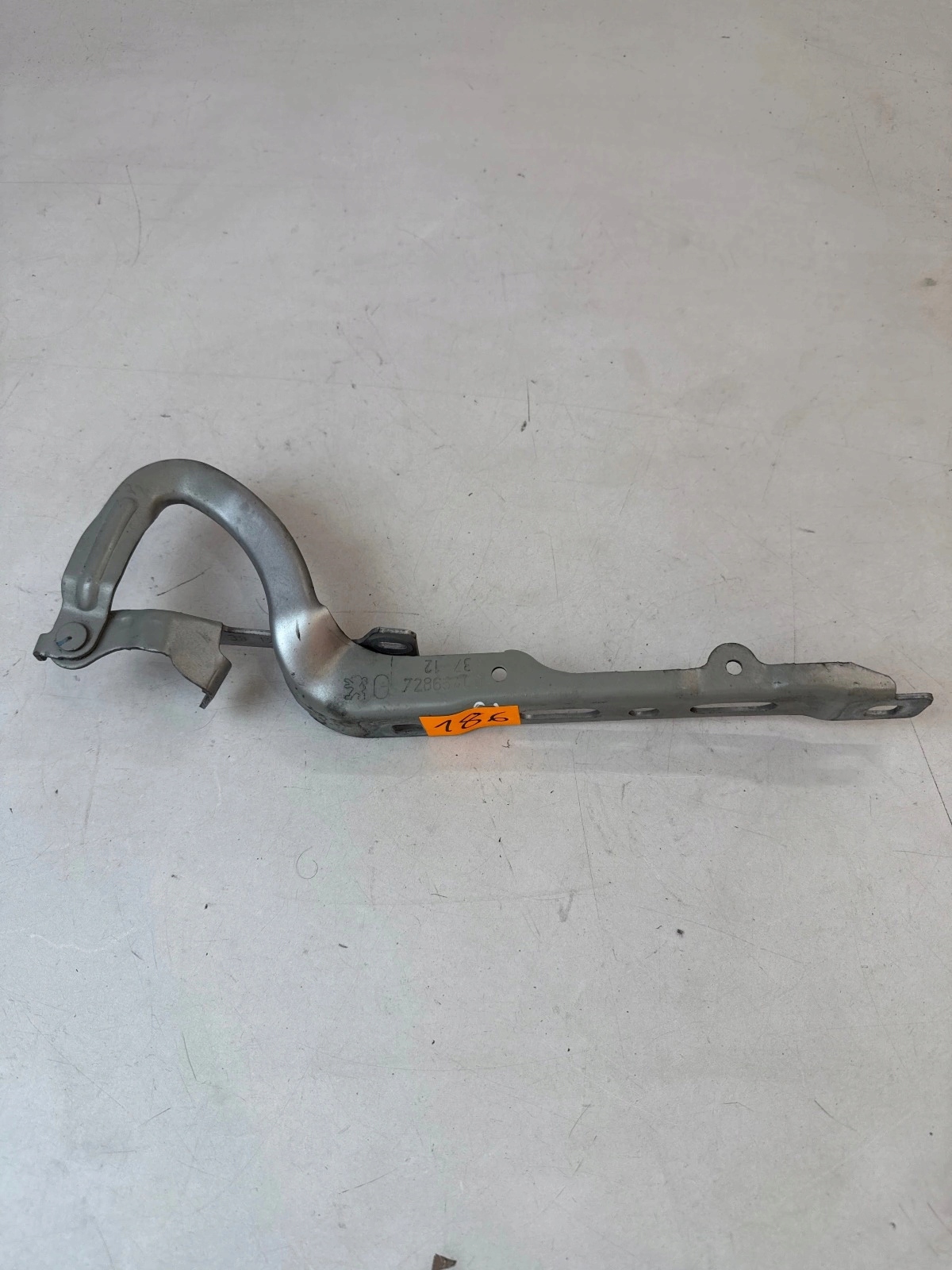 hinge bonnets front front left Peugeot 208 and