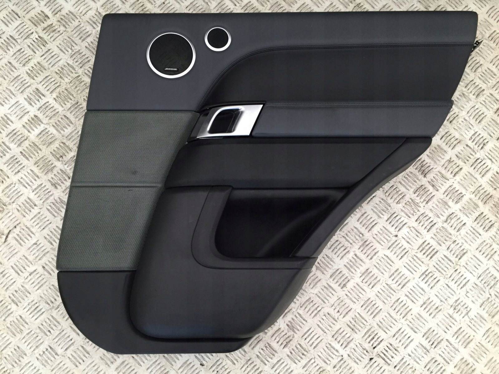 RANGE ROVER VOGUE L405 BOCZKI BOCZEK DRZWI Producent części Land Rover OE