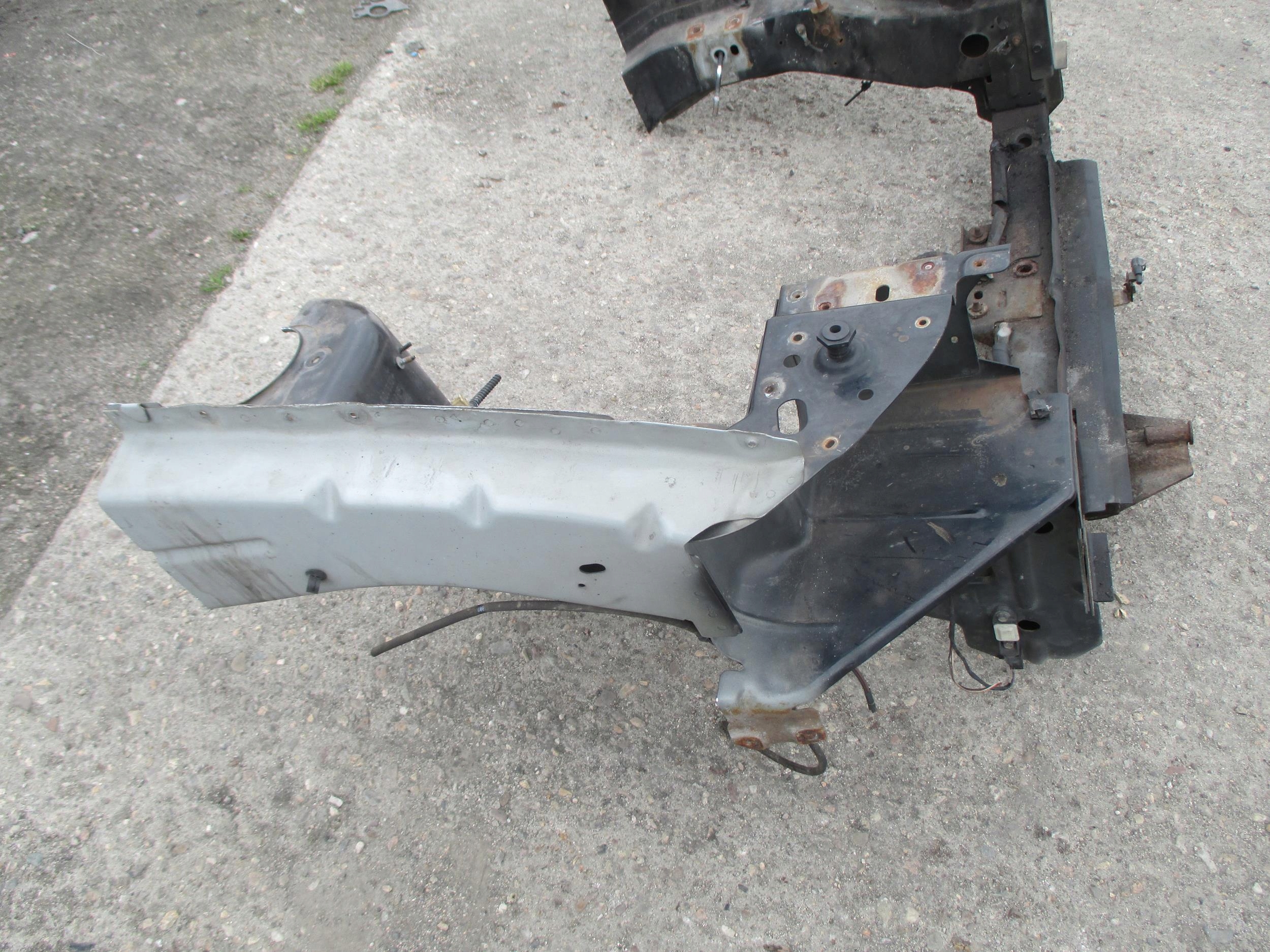 CHRYSLER VOYAGER 4 IV 00-07 PODŁUŻNICA RAMA ĆWIARTKA PRAWA PRZEDNIA