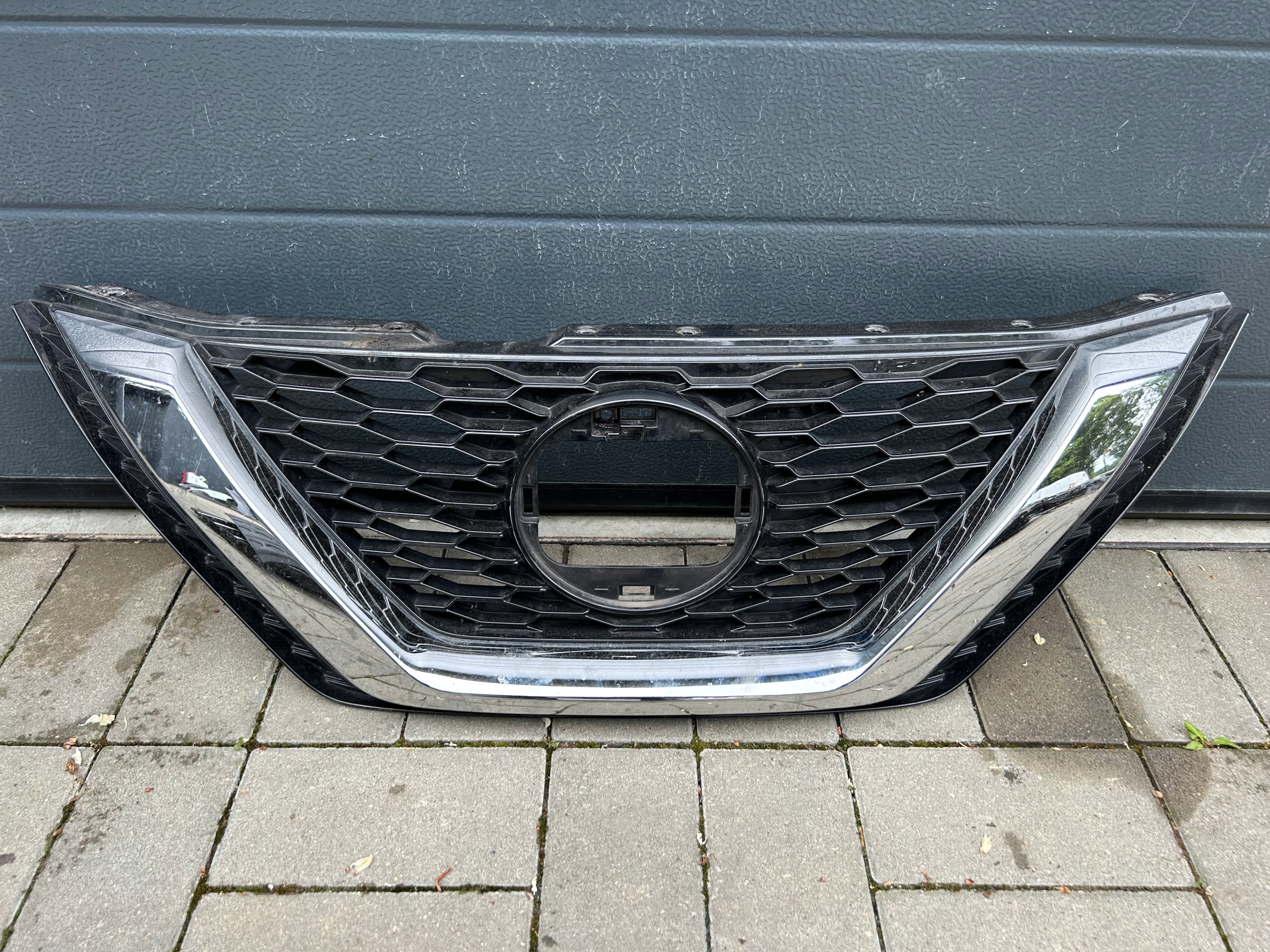 Nissan Qashqai J11 Kühlergrill FRONTGRILL Kühlergitter NISSANQAS - Thumbnail 1