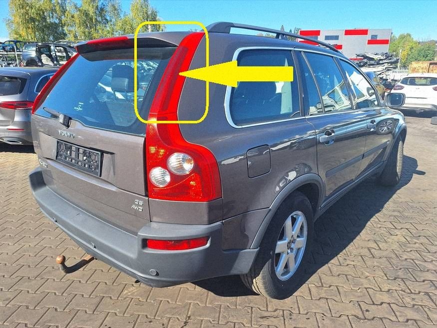 Volvo XC90 and (275) 2002-2006 light rear part right upper 30678221