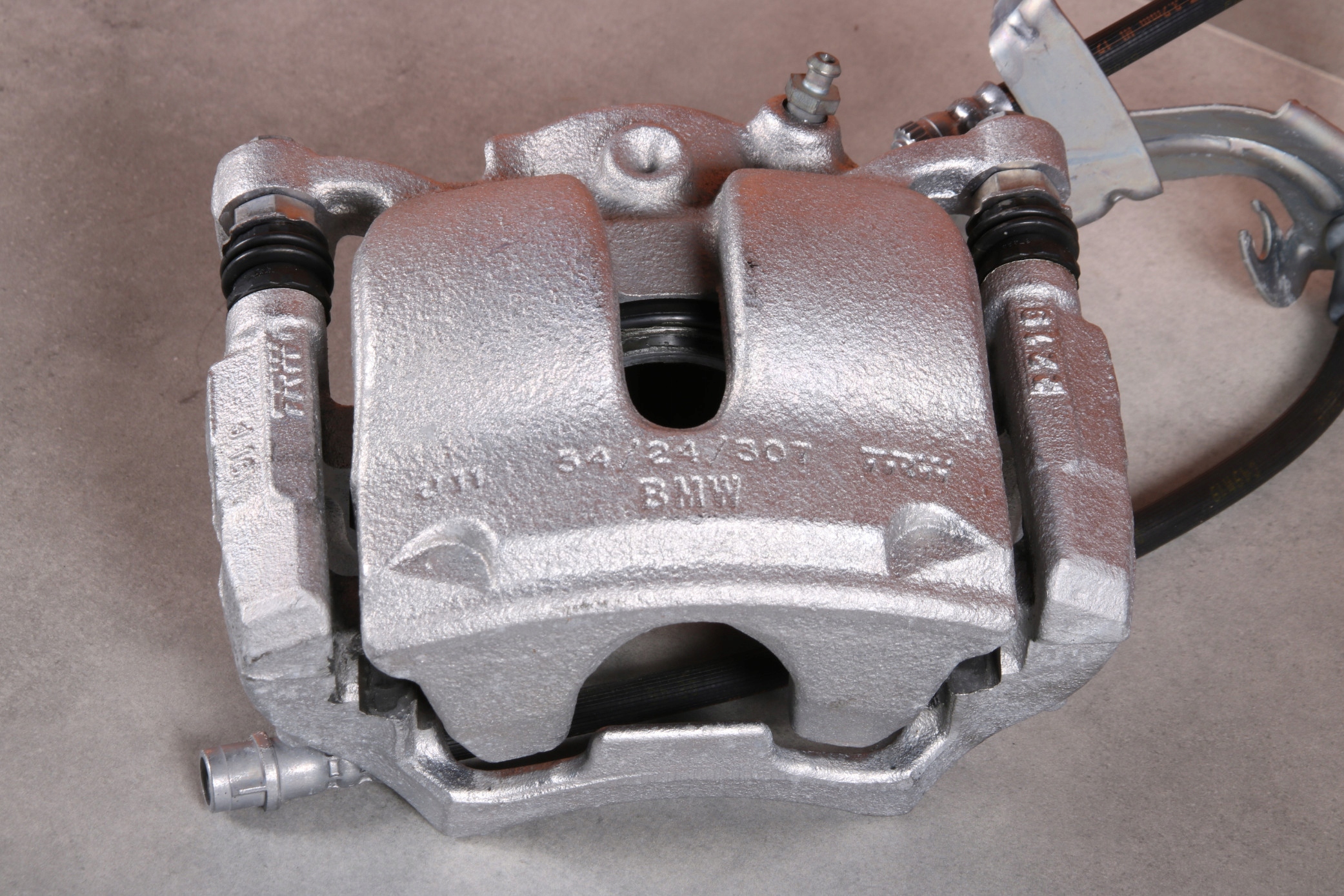 BMW G20 G21 G22 G23 caliper brake right front front 6860265 54/24/307