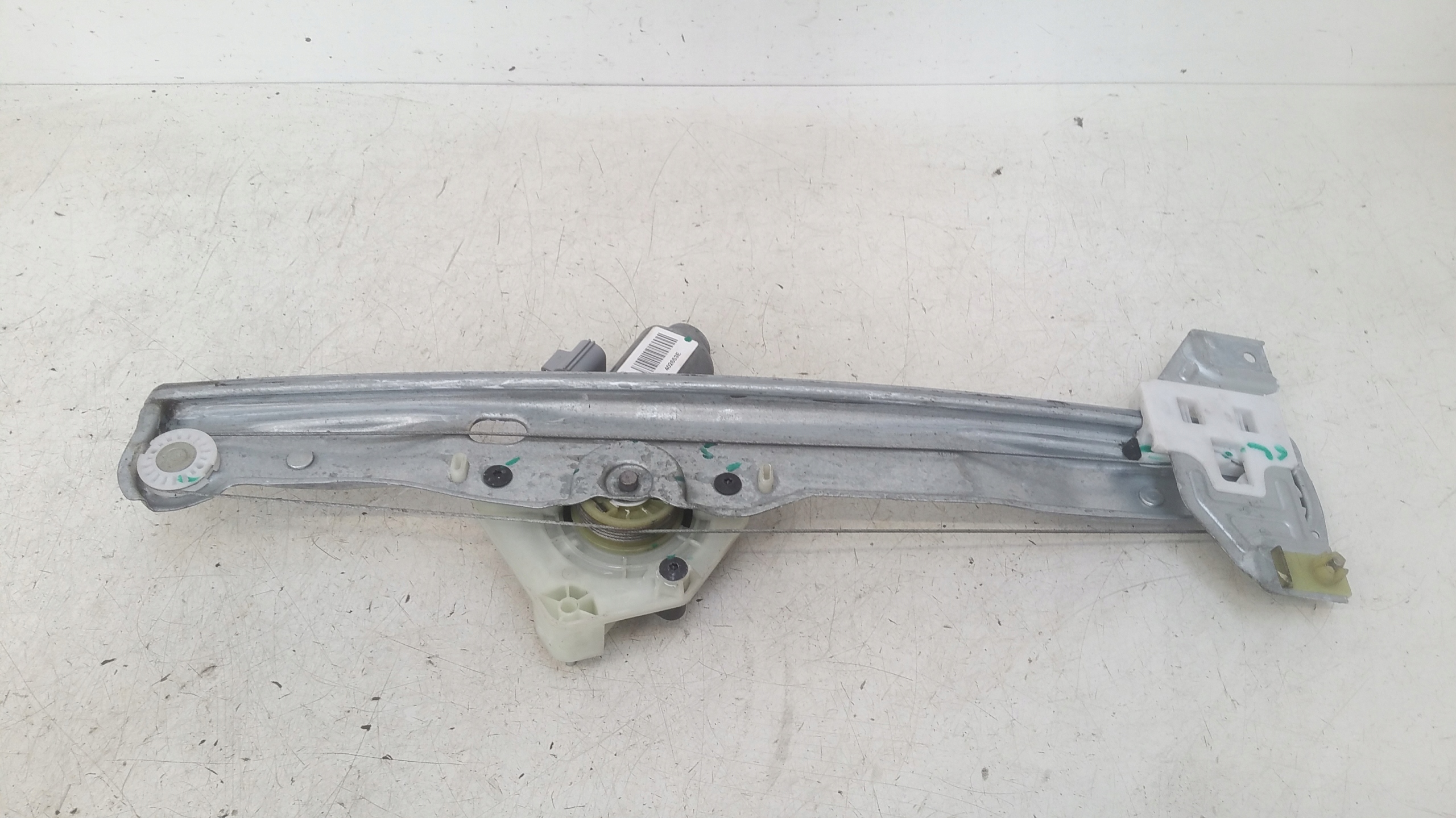 window regulator right front E3B5A23200 Ford KA+
