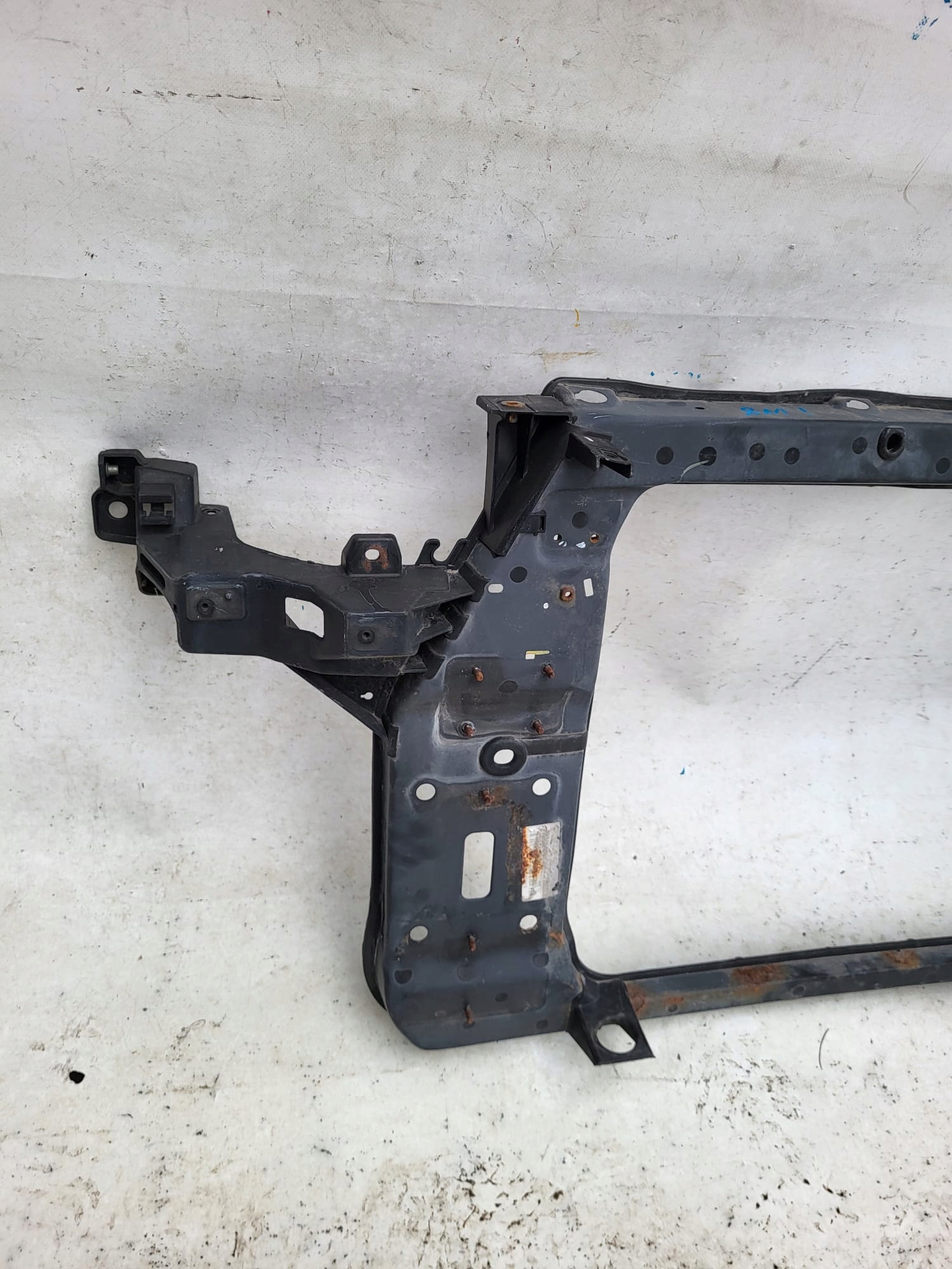 HYUNDAI IX35 IX 35 09-15 support panel for radiators pillar 84111-2Y000