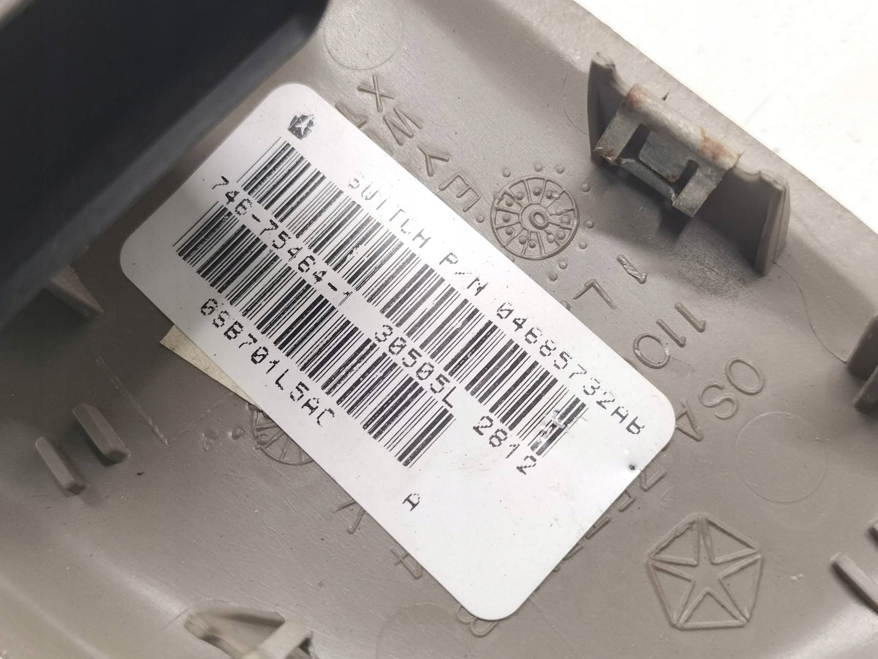 window control switch left front 04685732AB Dodge RAM III (2001-2009)
