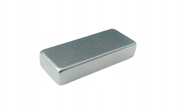 

1x magnes neodymowy płytkowy 24x12x10 magnesy