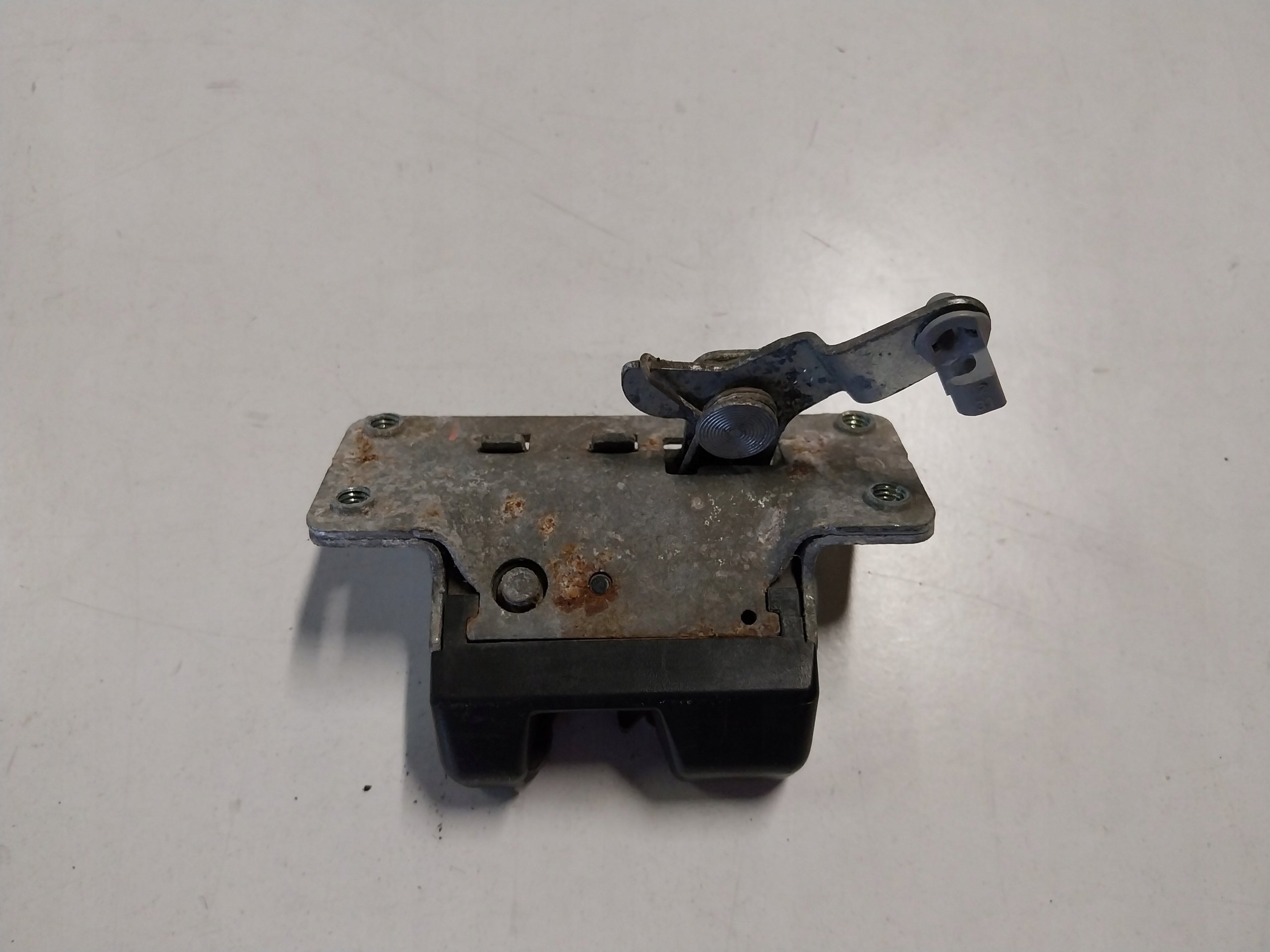 lock bonnet boot rear part Opel Zafira A