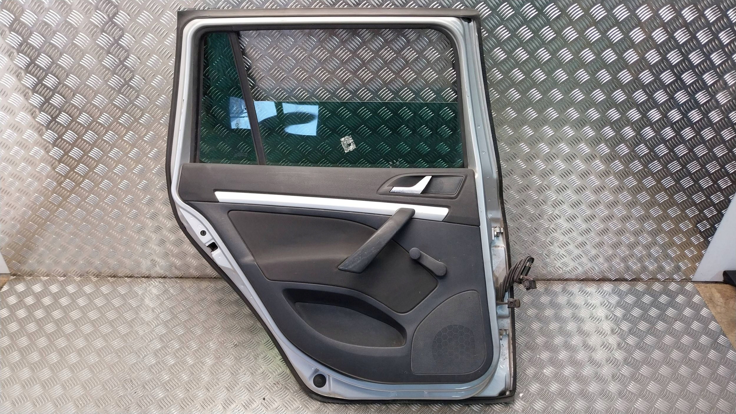 Tür heck links SKODA OCTAVIA II KOMBI 04