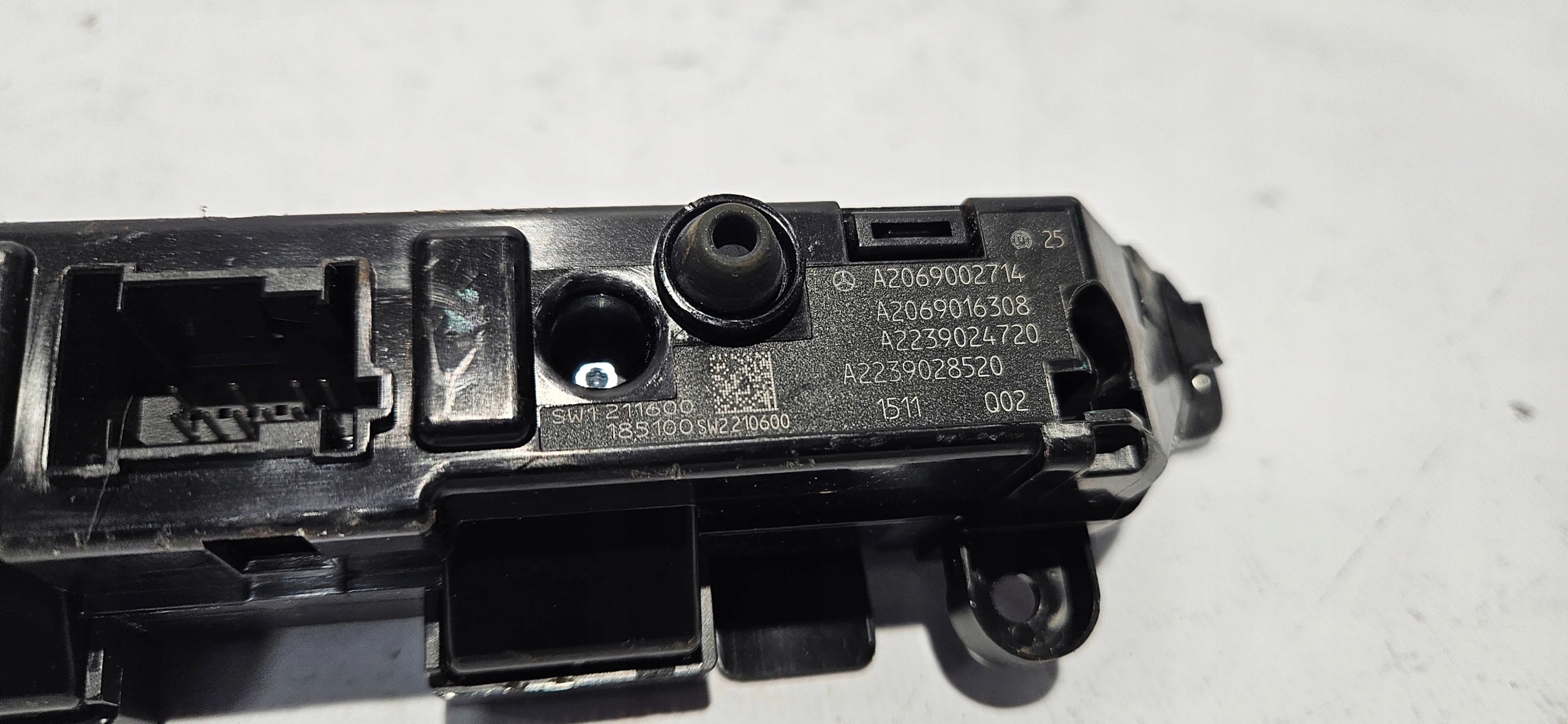 control panel MERCEDES C-KLASA W206 A2069002714