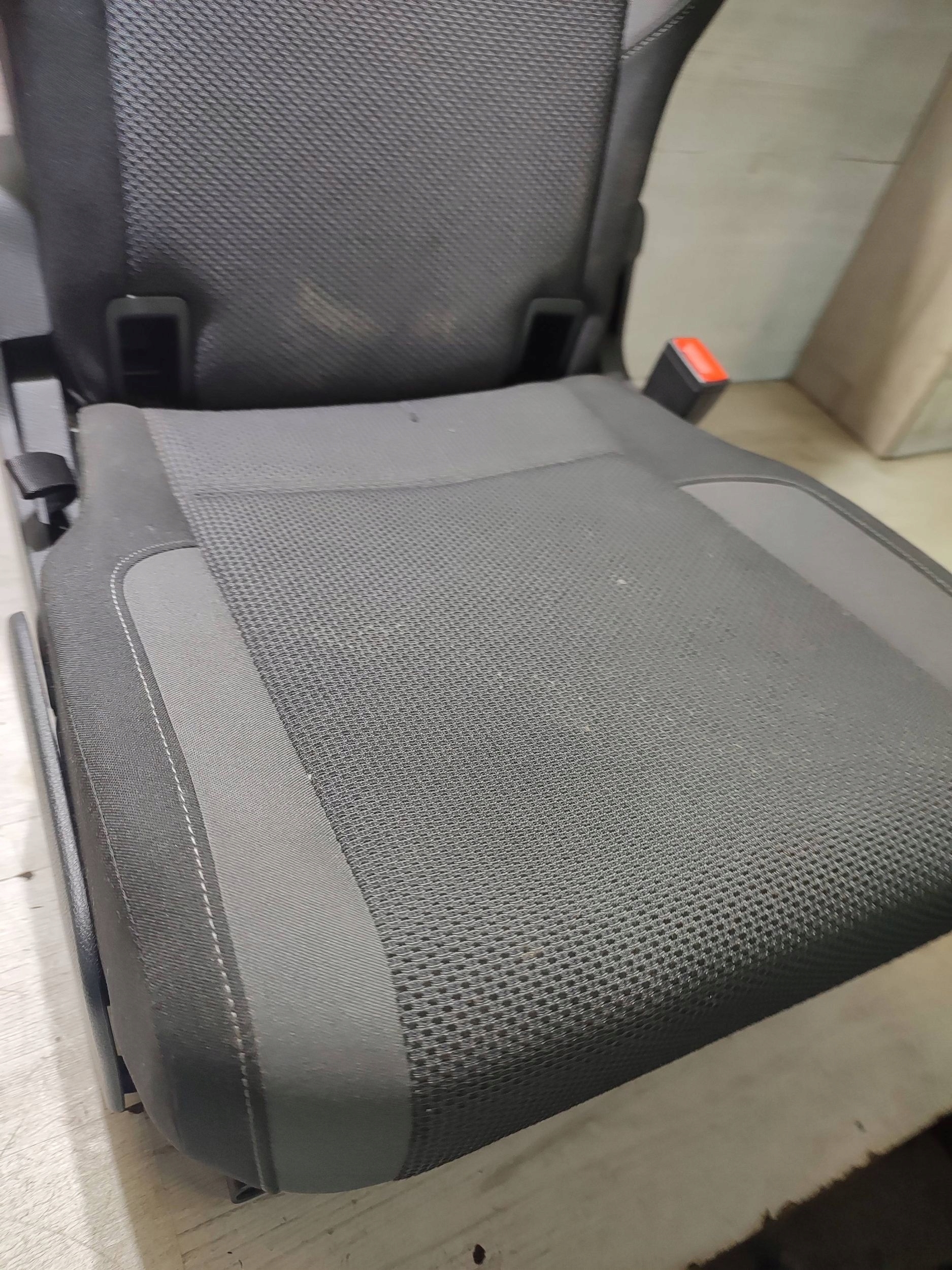 Volkswagen Touran III 2020 heck Seite rechts Sitz Sitz