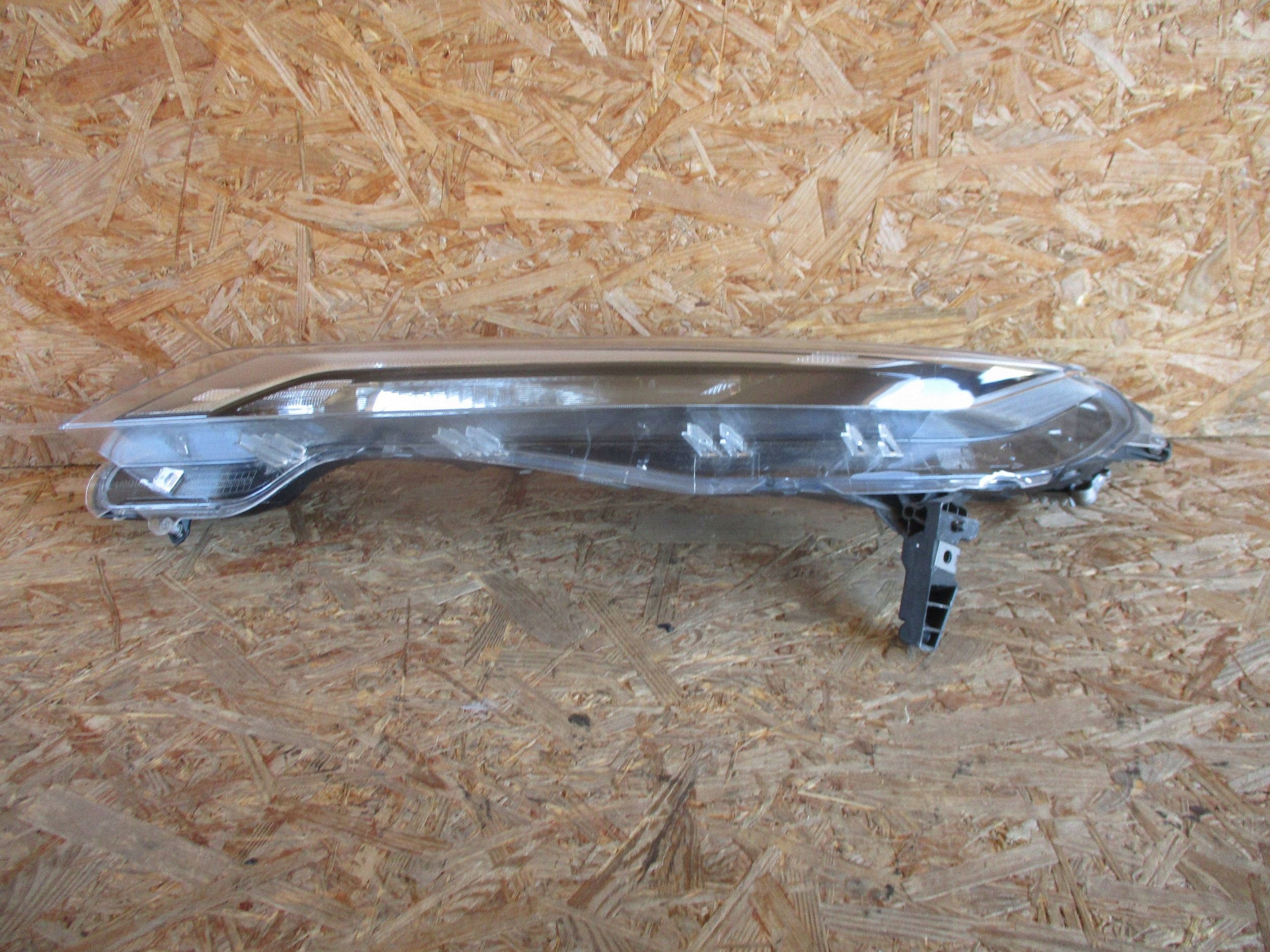 light front front left NISSAN JUKE II F16