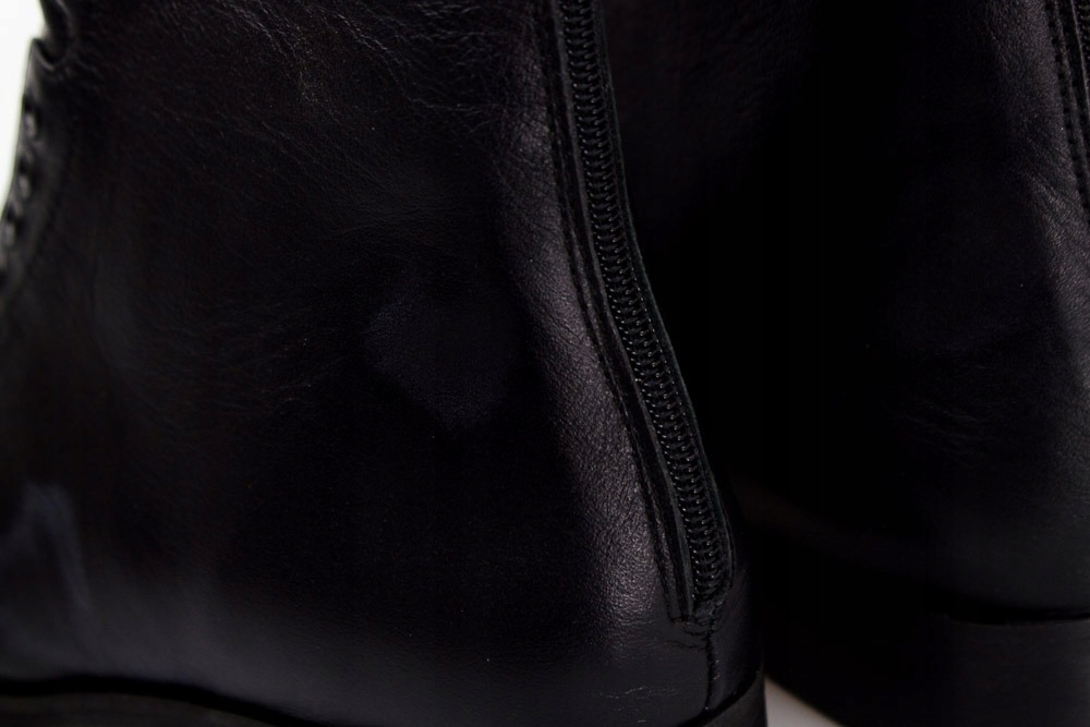 CZARNE BOTKI WORKERY SKÓRZANE WOLSKI CYRKONIE 40 Nazwa koloru producenta Czarny