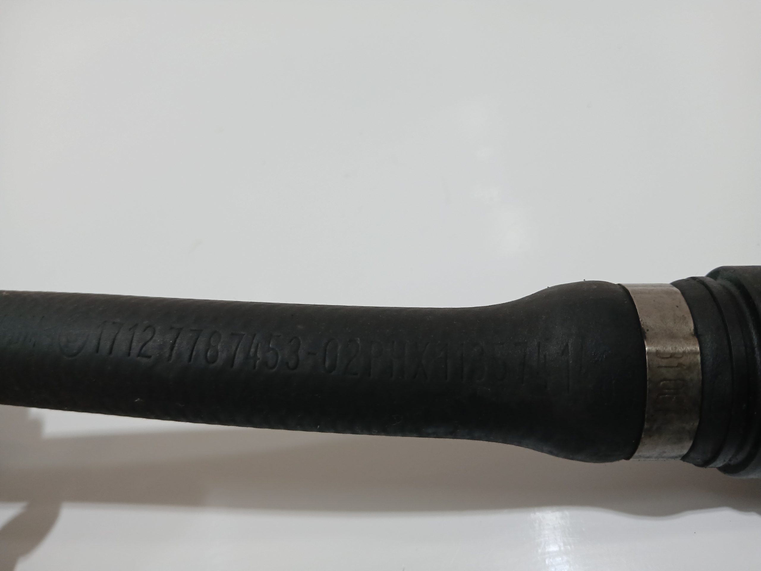 prijenos crijevo vode BMW E60 E61 204D4 OE 7787453 (4642305)