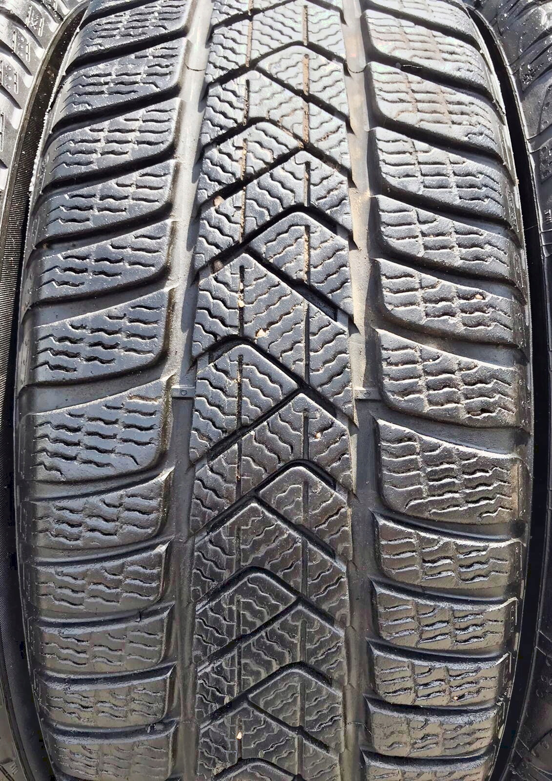 4x 205/60R16 PIRELLI SOTTOZERO 3 96H Sezon zimowe
