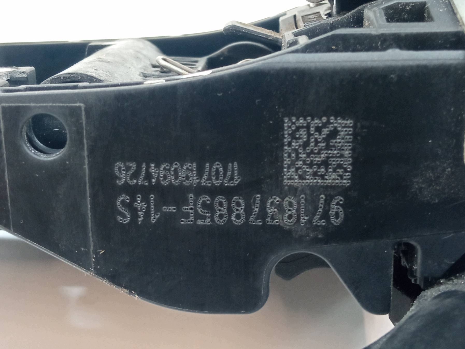 handle exterior left front M7R LM7R 971837885F Porsche Panamera II 971
