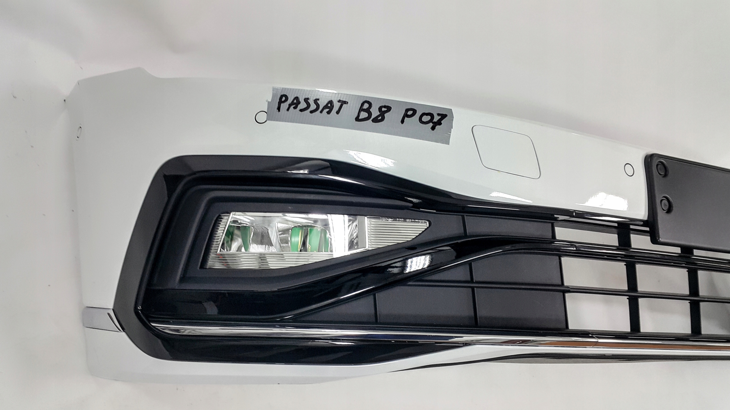 ZDERZAK PRZÓD PRZEDNI R-LINE LIFT VW PASSAT B8 KPL Producent części Volkswagen OE