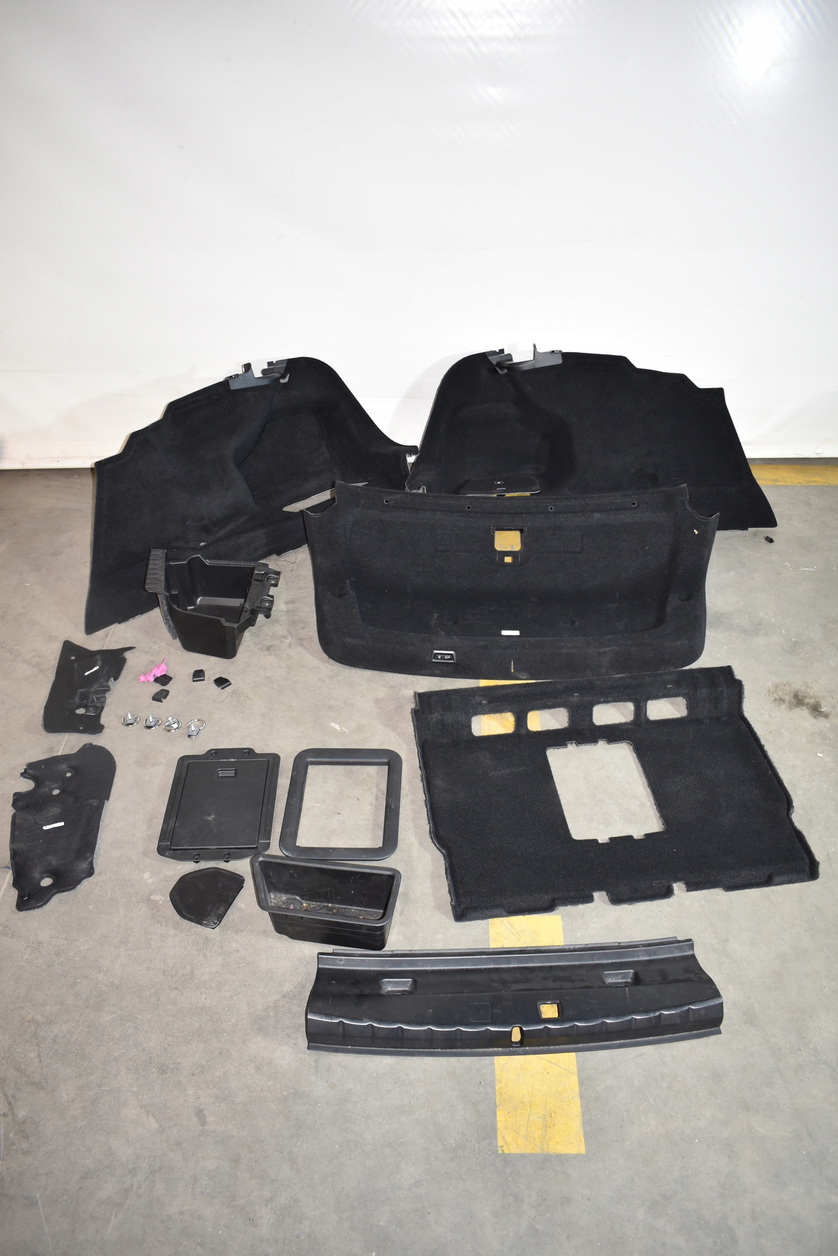 IDEALNY boot upholstery boot BMW G70 1