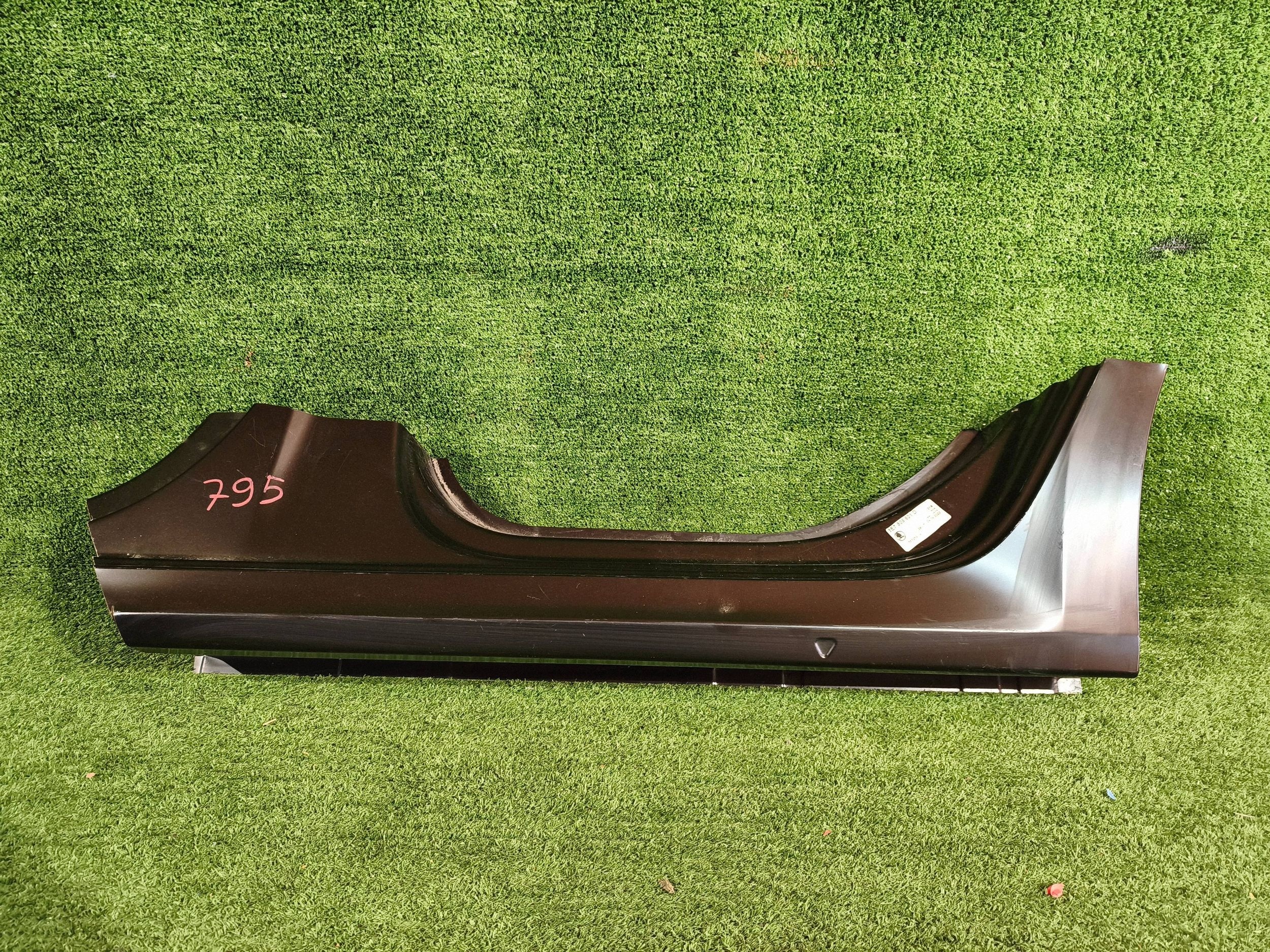 pillar threshold left rear part SKODA OCTAVIA IV NR.795